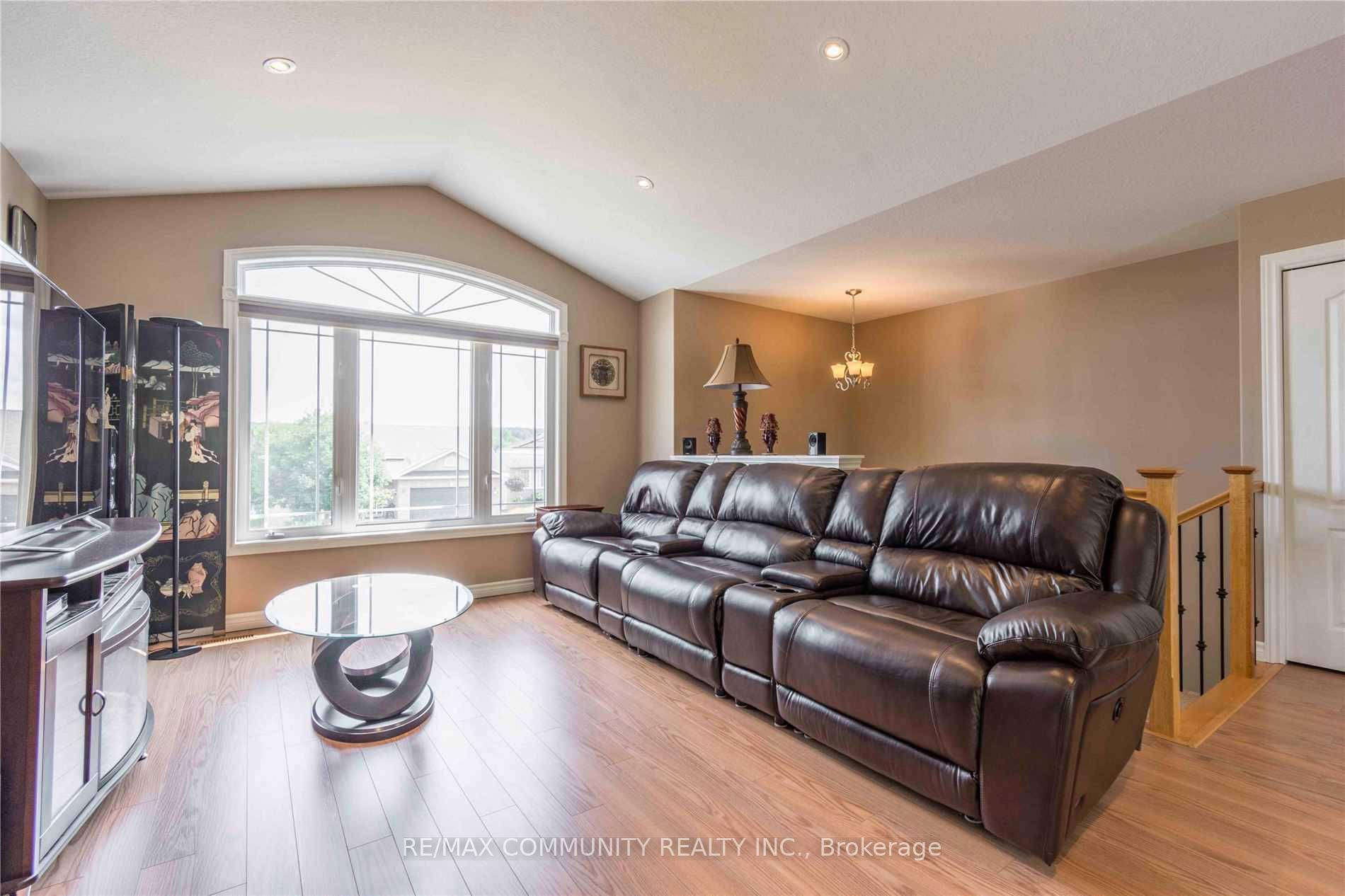 Photo 5 of 25 Kyle Court, Quinte West, Frankford Ward — HOMEH