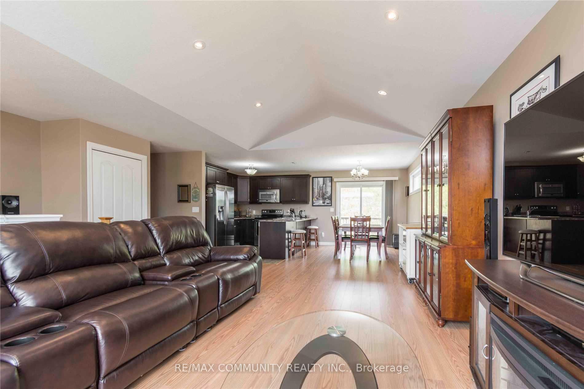 Photo 6 of 25 Kyle Court, Quinte West, Frankford Ward — HOMEH