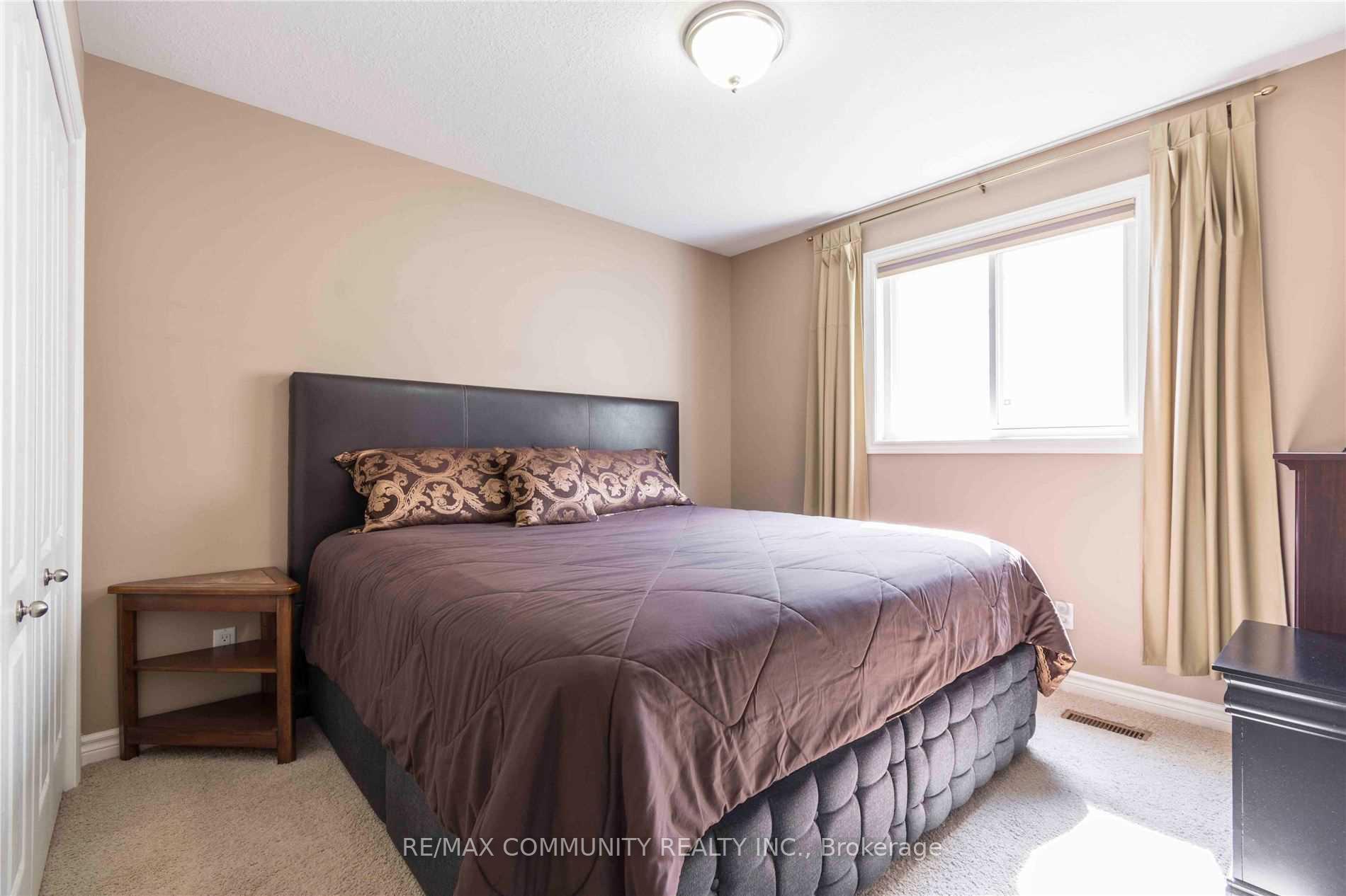 Photo 17 of 25 Kyle Court, Quinte West, Frankford Ward — HOMEH
