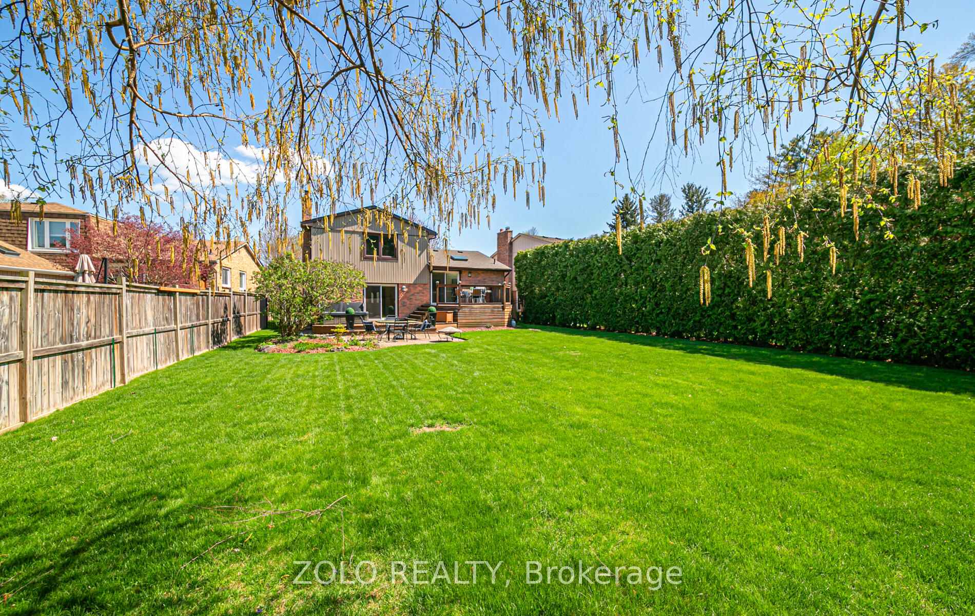 Photo 36 of 1922 Bowler Drive, Pickering, Liverpool — HOMEH