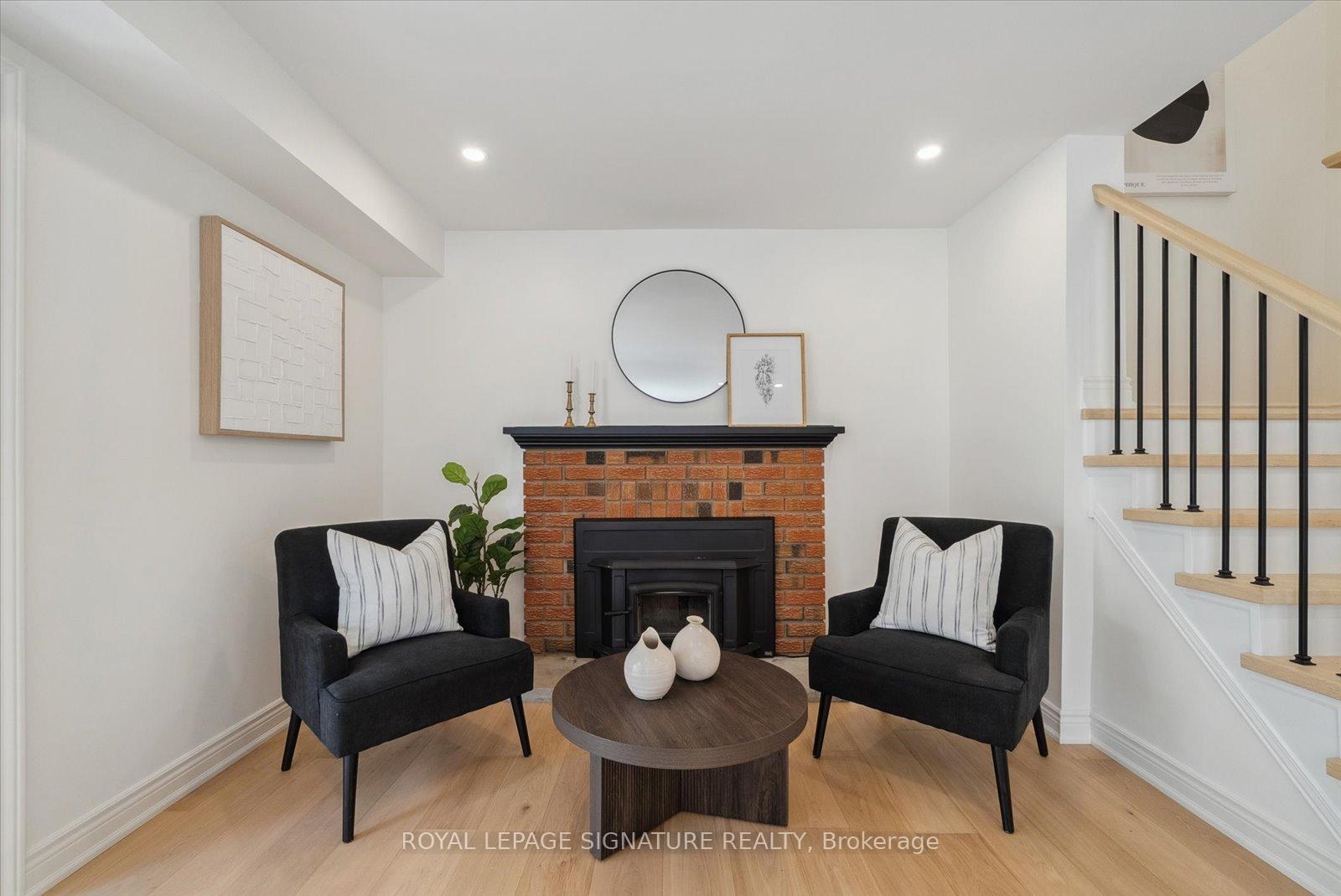 Photo 8 of 631 Ariel Crescent, Pickering, Amberlea — HOMEH