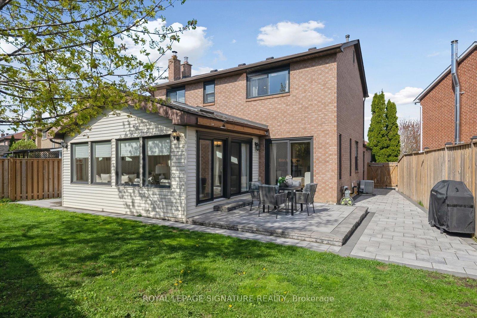 Photo 33 of 631 Ariel Crescent, Pickering, Amberlea — HOMEH