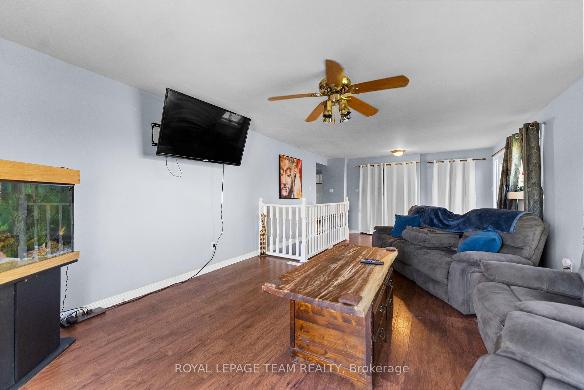 Photo 12 of 215 June Street, Renfrew — HOMEH
