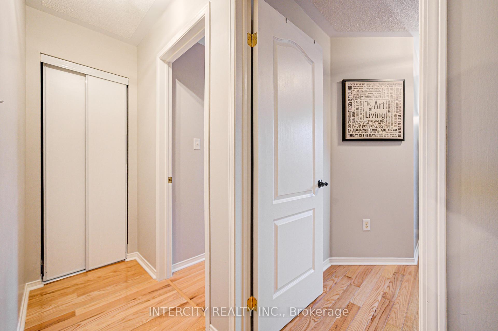 Photo 15 of 372 Sparrow Circle, Pickering, Highbush — HOMEH