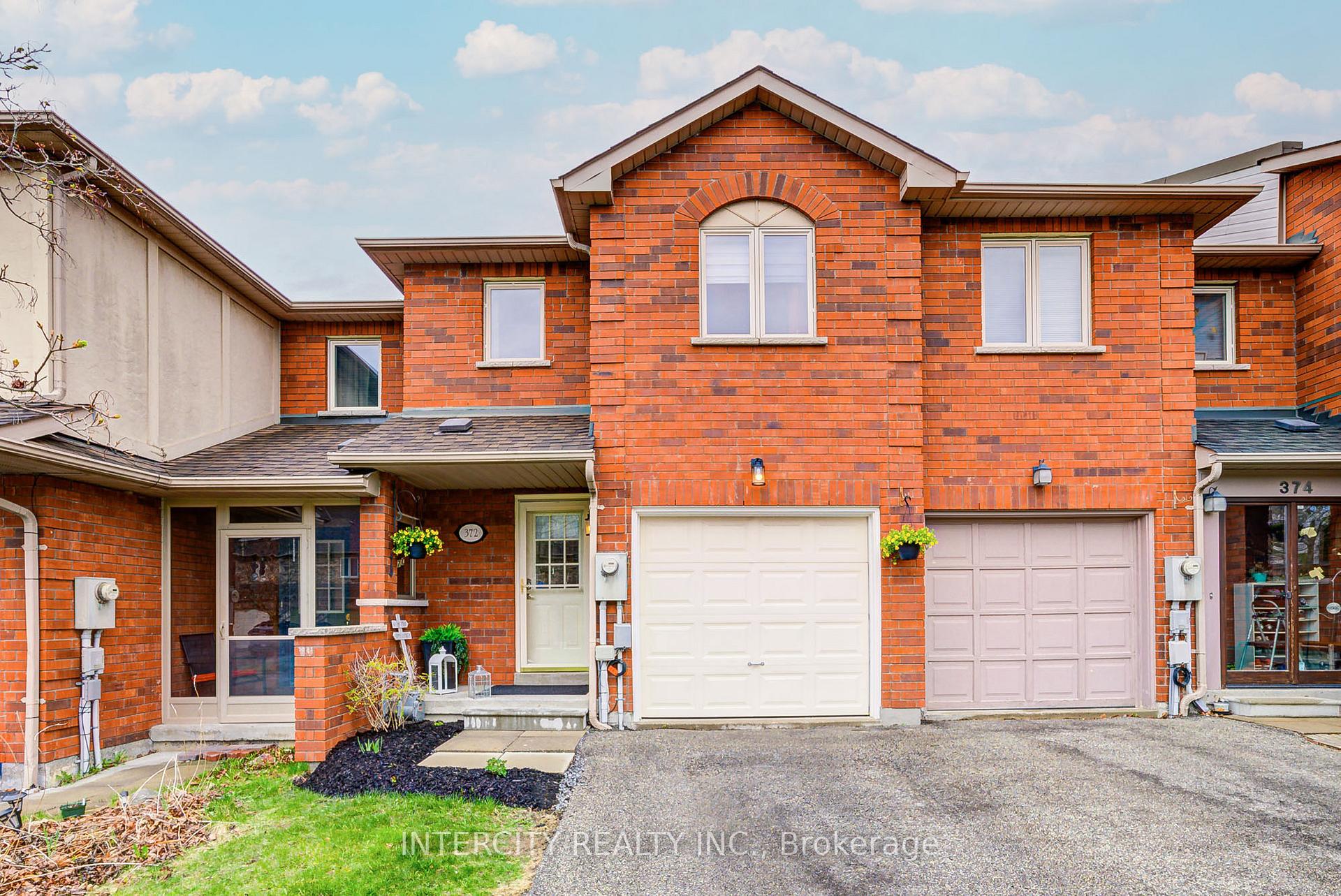 Photo 45 of 372 Sparrow Circle, Pickering, Highbush — HOMEH