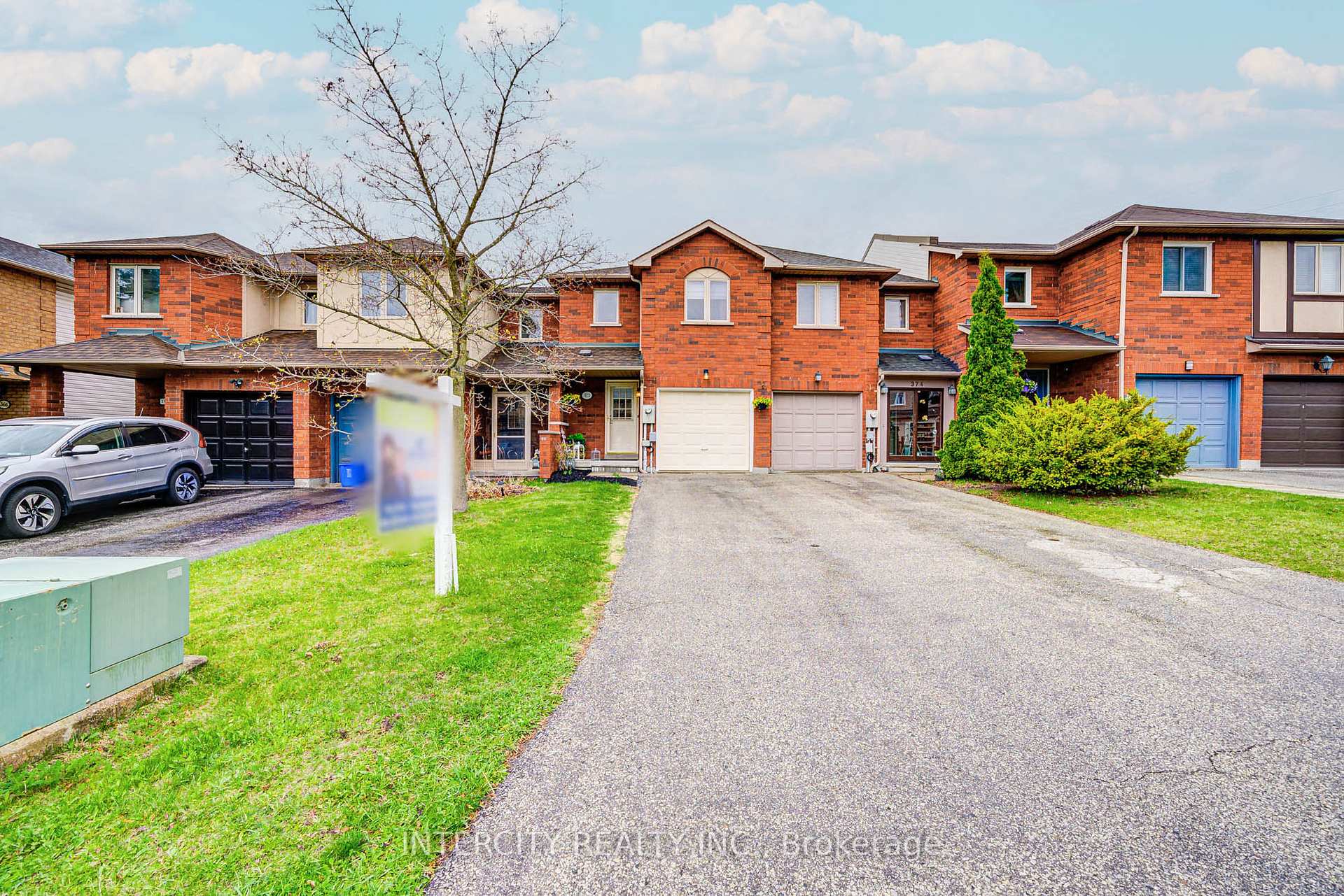 Photo 46 of 372 Sparrow Circle, Pickering, Highbush — HOMEH