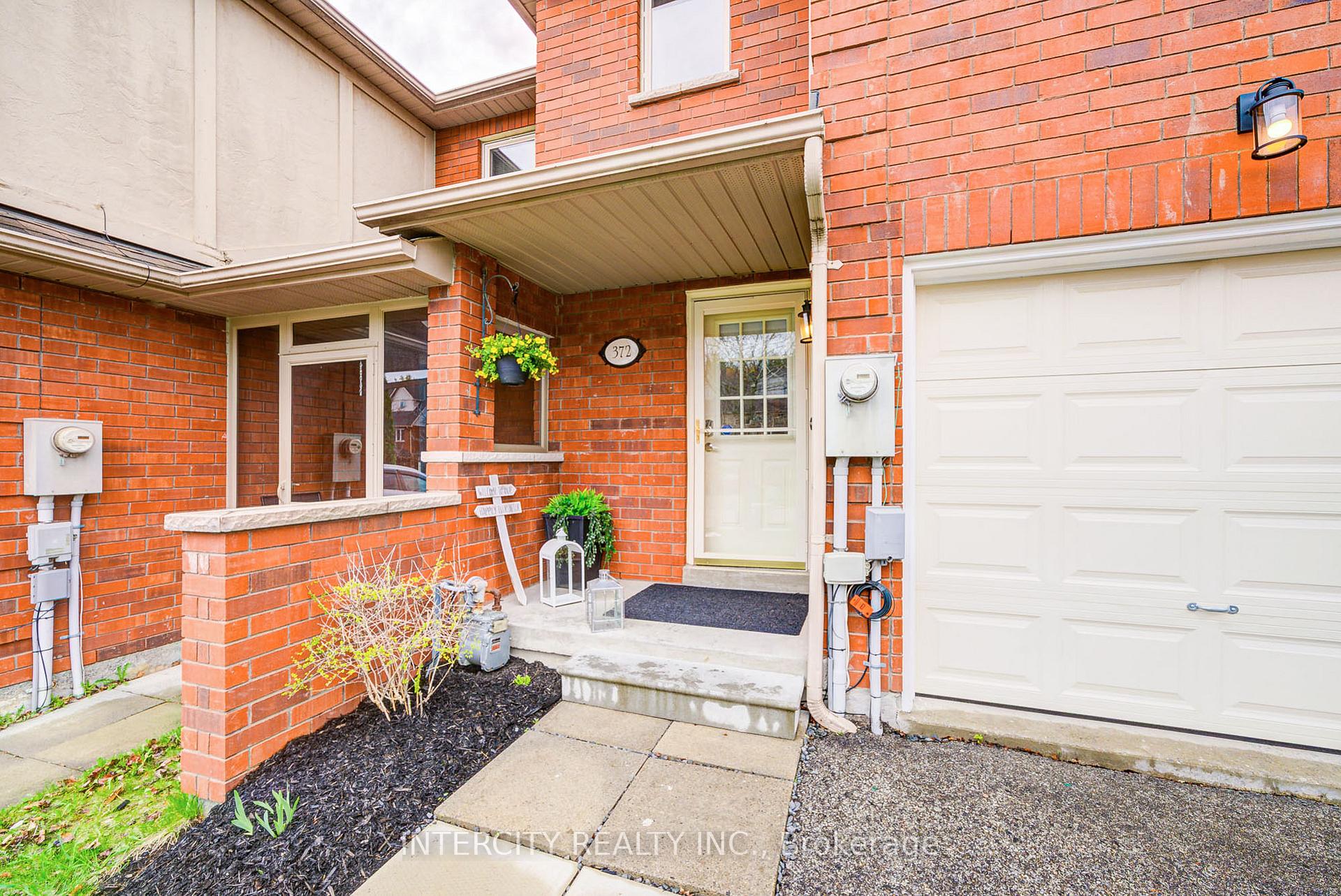Photo 48 of 372 Sparrow Circle, Pickering, Highbush — HOMEH