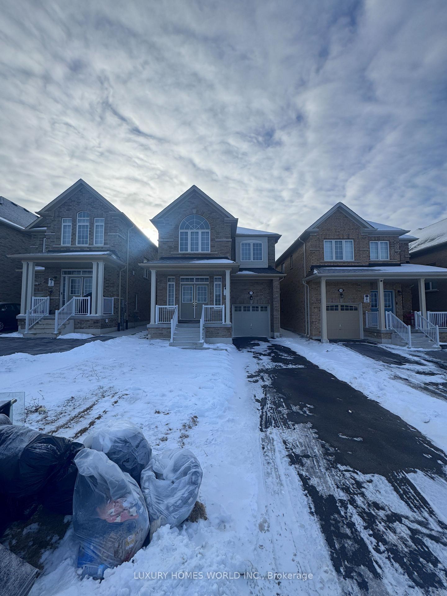 Photo 1 of 1119 Black Cherry Drive, Oshawa, Taunton — HOMEH