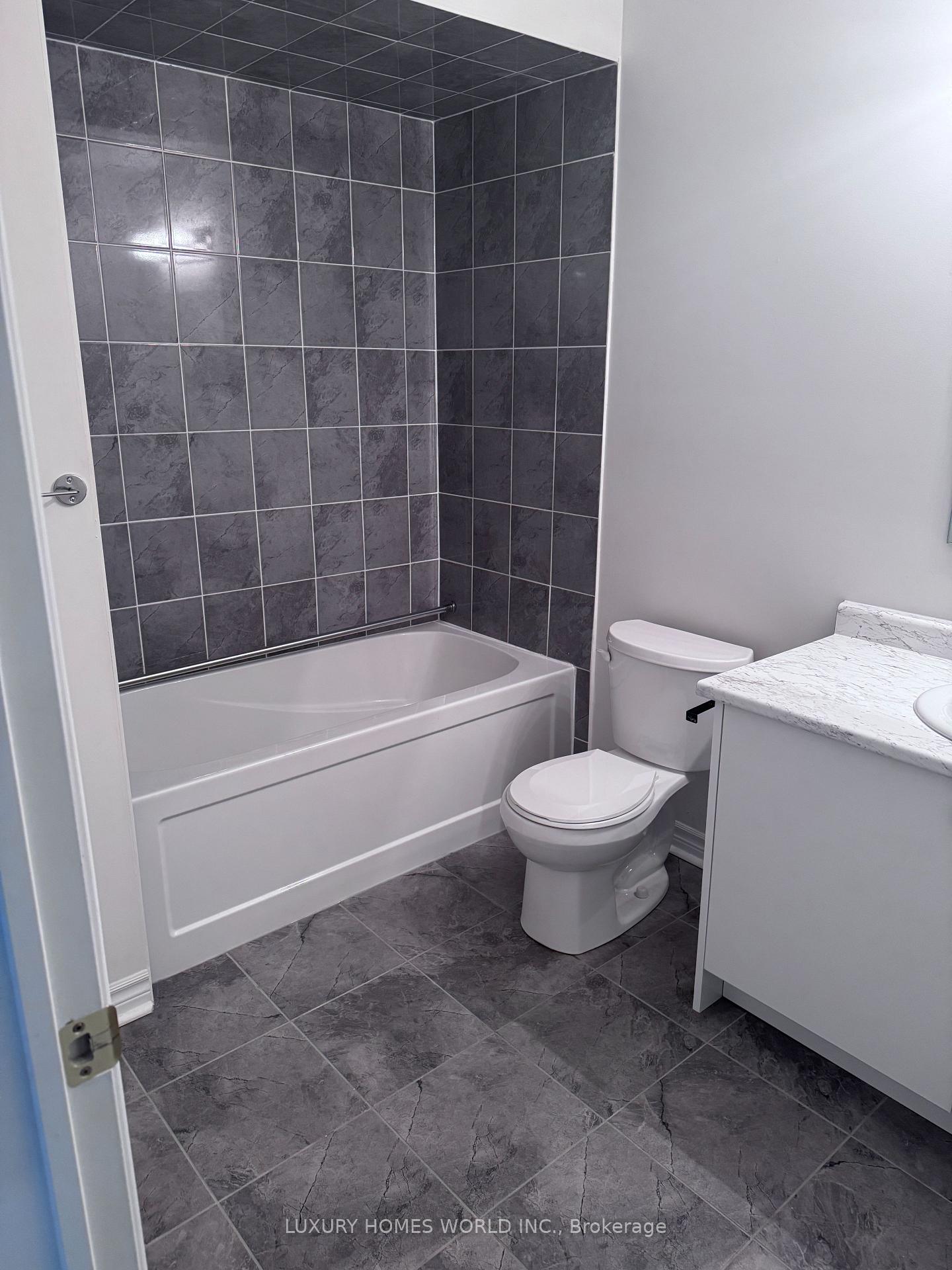 Photo 9 of 1119 Black Cherry Drive, Oshawa, Taunton — HOMEH