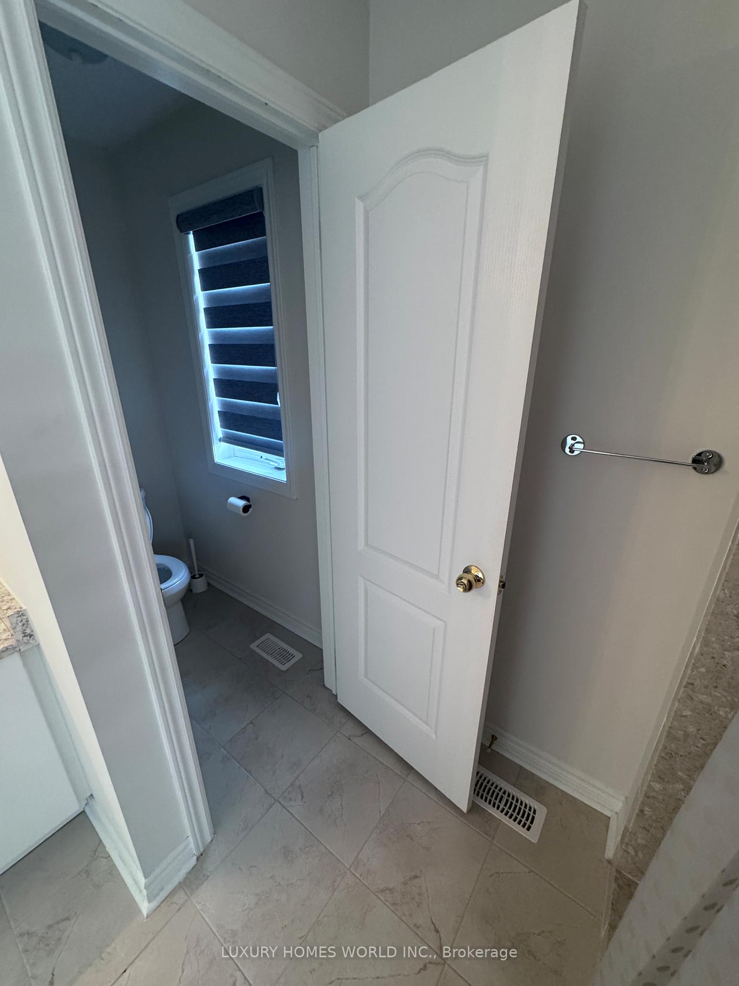 Photo 10 of 1119 Black Cherry Drive, Oshawa, Taunton — HOMEH
