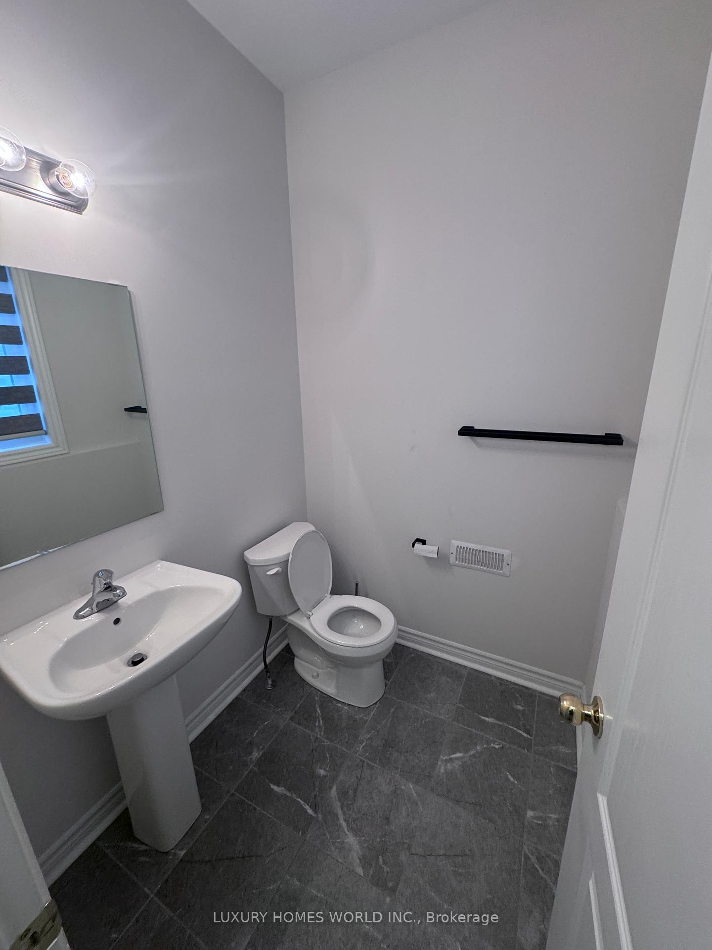 Photo 22 of 1119 Black Cherry Drive, Oshawa, Taunton — HOMEH