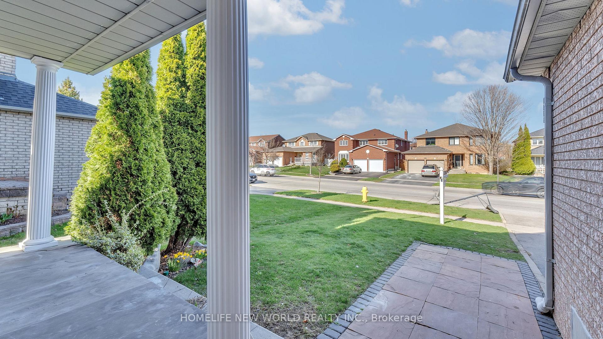 Photo 4 of 1872 Rosebank Road, Pickering, Amberlea — HOMEH