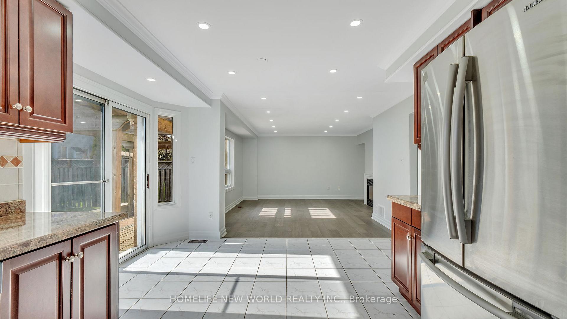 Photo 19 of 1872 Rosebank Road, Pickering, Amberlea — HOMEH