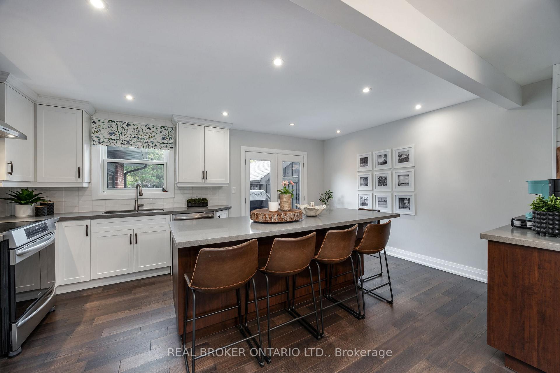 Photo 8 of 853 Masson Street, Oshawa, Centennial — HOMEH