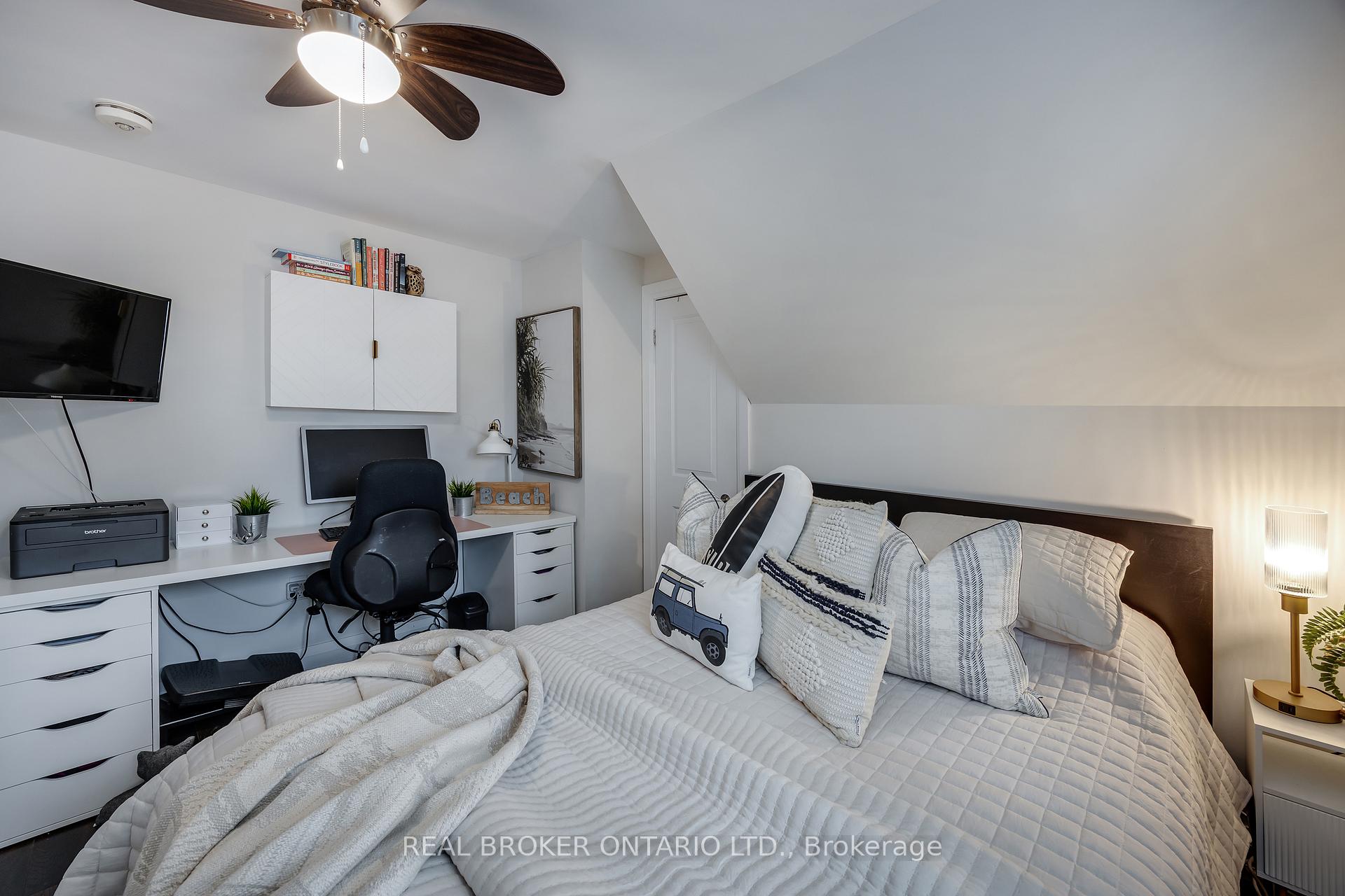 Photo 26 of 853 Masson Street, Oshawa, Centennial — HOMEH