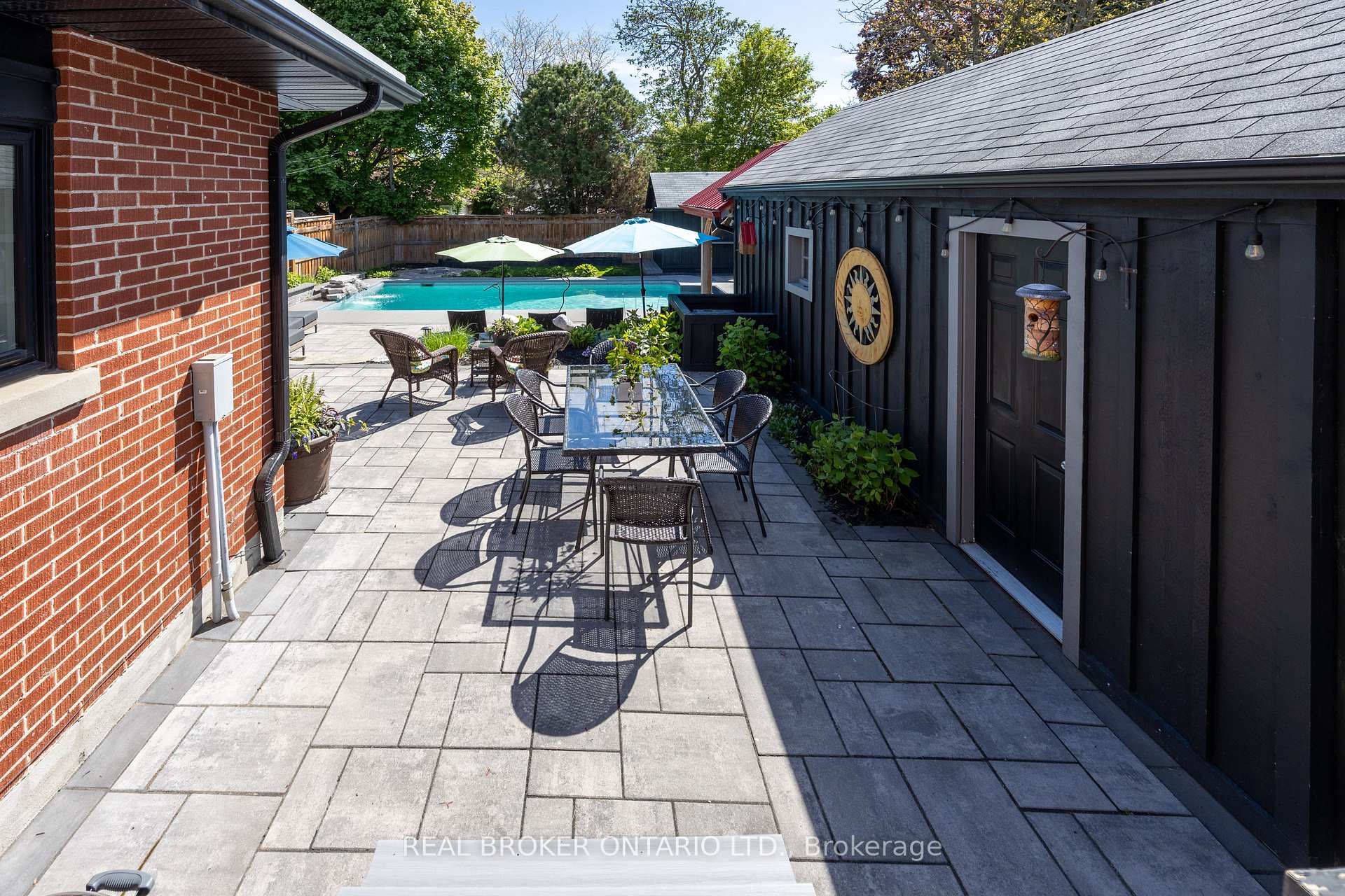 Photo 44 of 853 Masson Street, Oshawa, Centennial — HOMEH