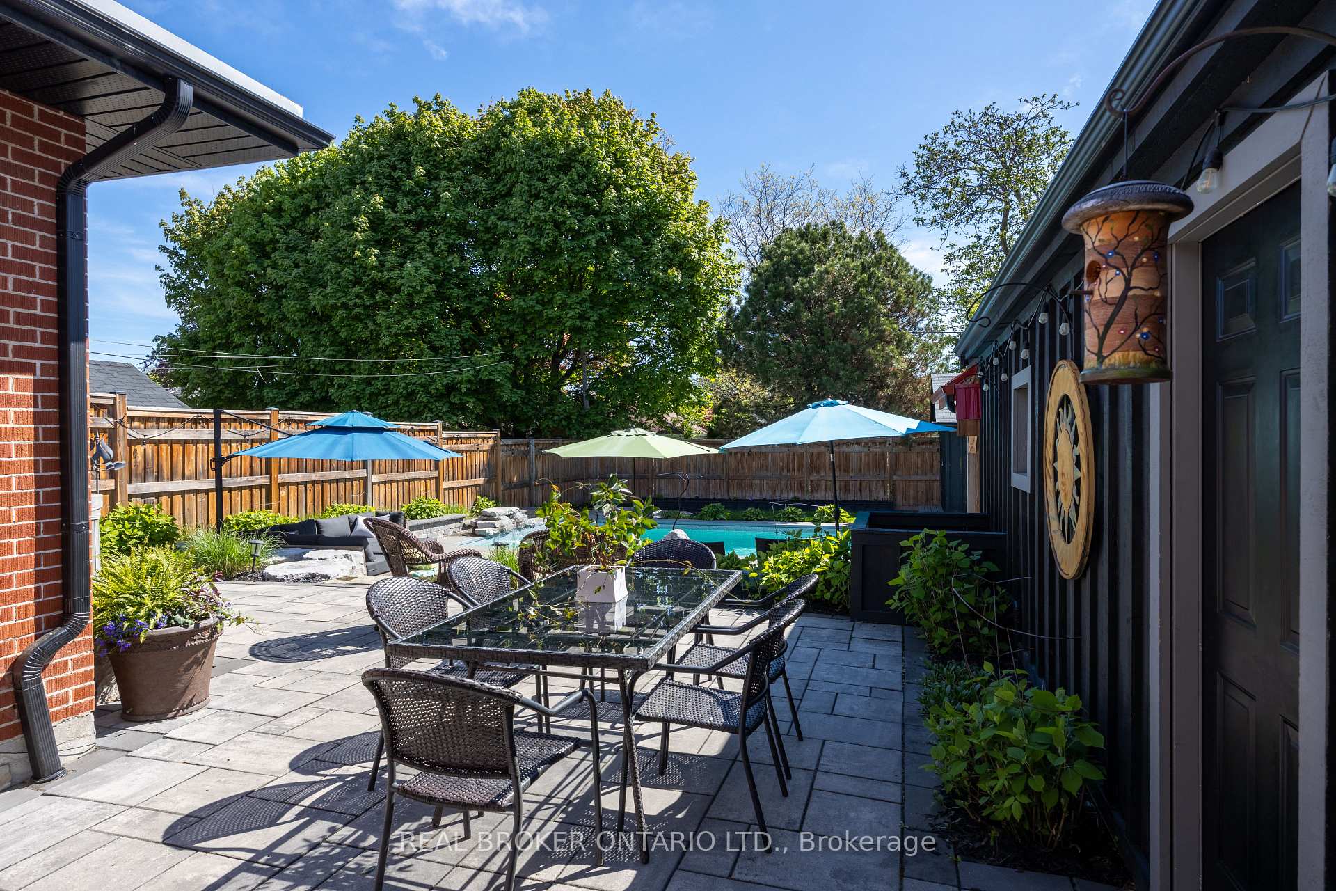 Photo 46 of 853 Masson Street, Oshawa, Centennial — HOMEH