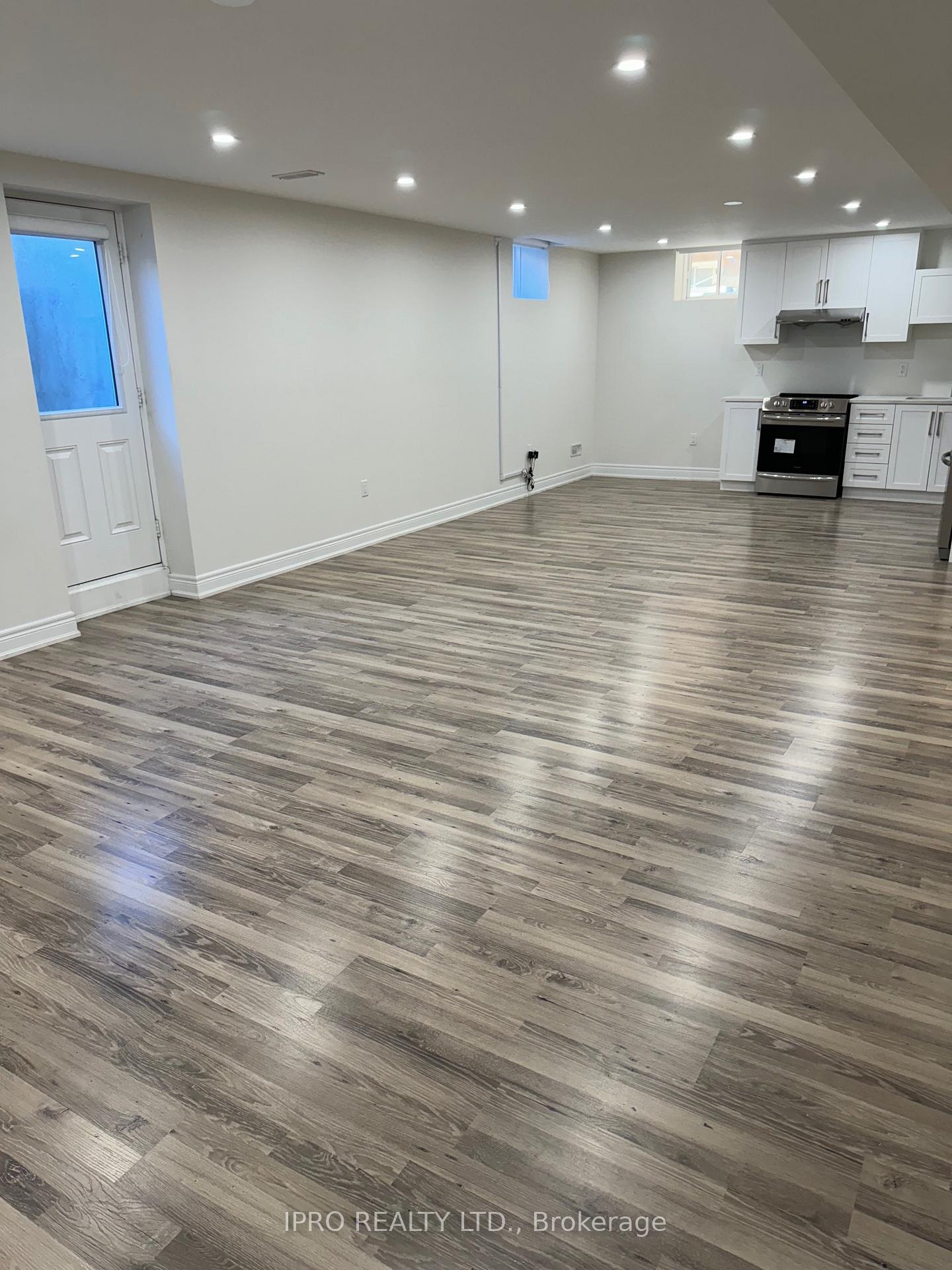 Photo 5 of 2527 Florentine Place N, Pickering, Rural Pickering — HOMEH