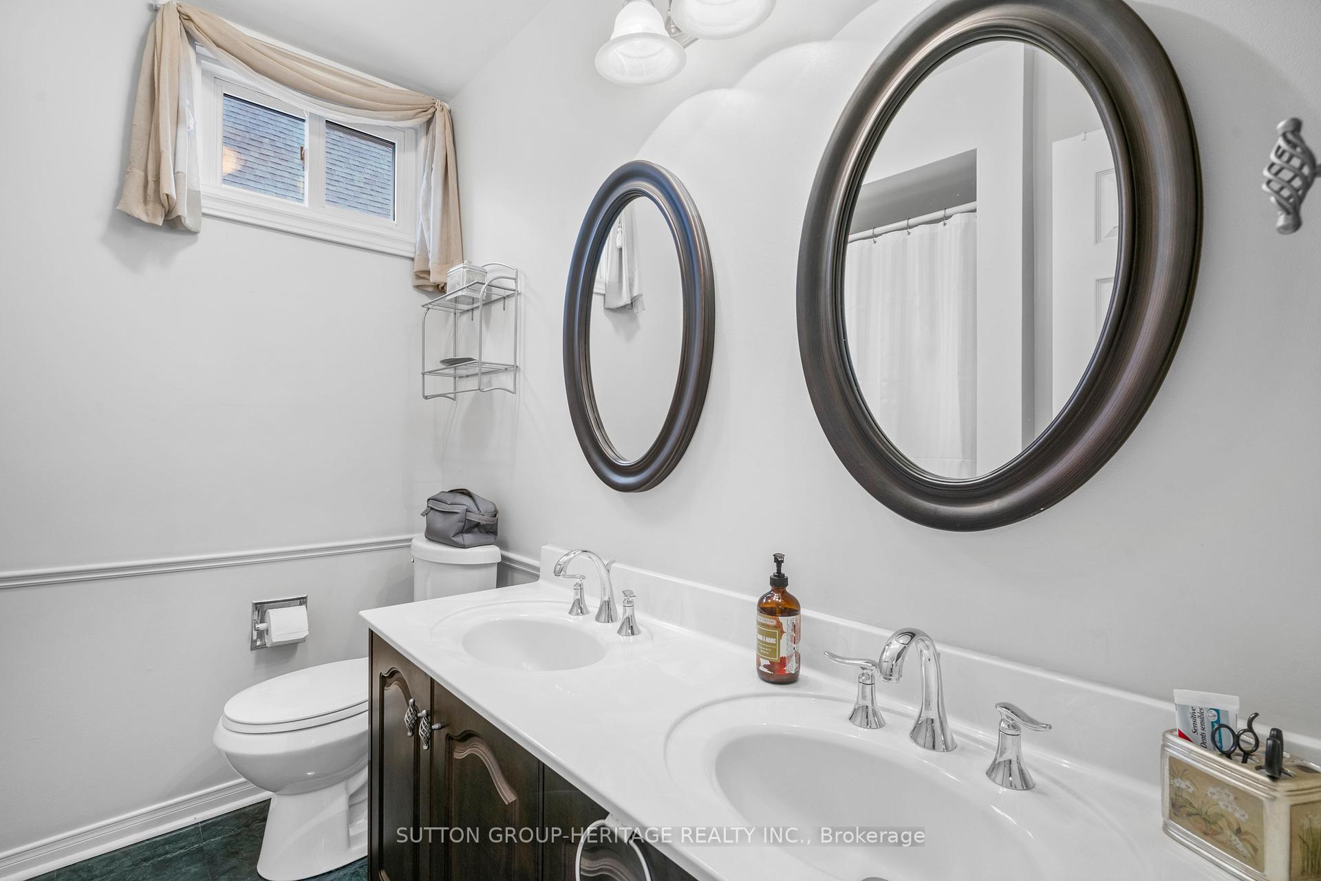 Photo 16 of 943 Gablehurst Crescent, Pickering, Liverpool — HOMEH