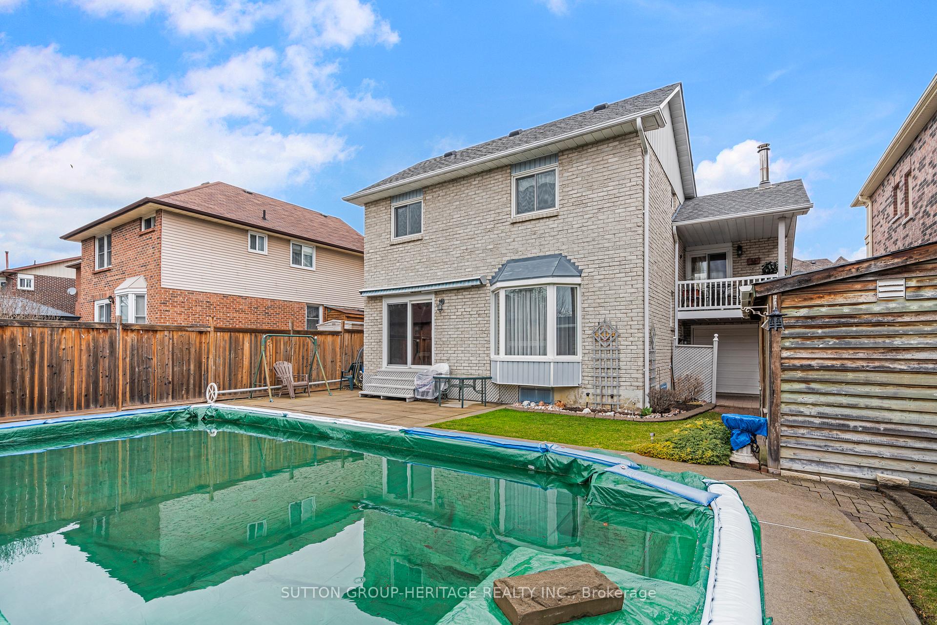 Photo 28 of 943 Gablehurst Crescent, Pickering, Liverpool — HOMEH