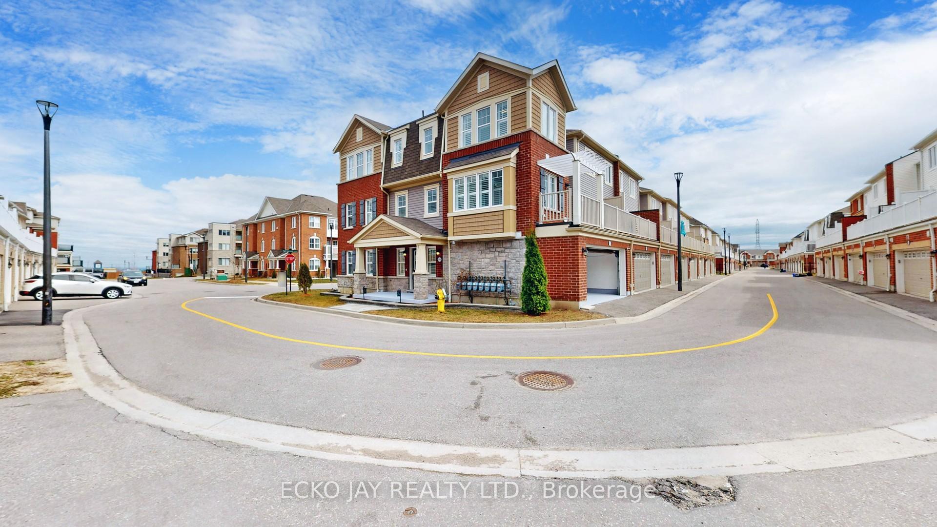 Photo 3 of 2450 Fall Harvest Crescent, Pickering, Rural Pickering — HOMEH
