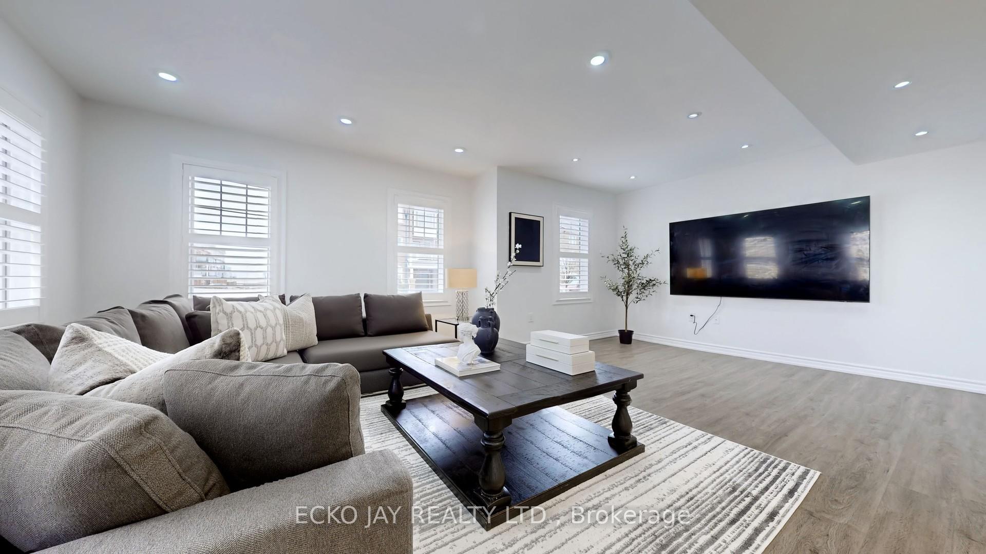 Photo 8 of 2450 Fall Harvest Crescent, Pickering, Rural Pickering — HOMEH