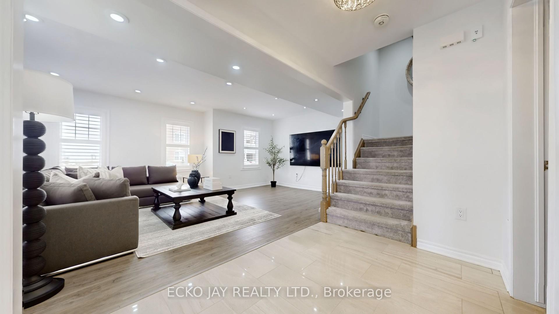 Photo 10 of 2450 Fall Harvest Crescent, Pickering, Rural Pickering — HOMEH