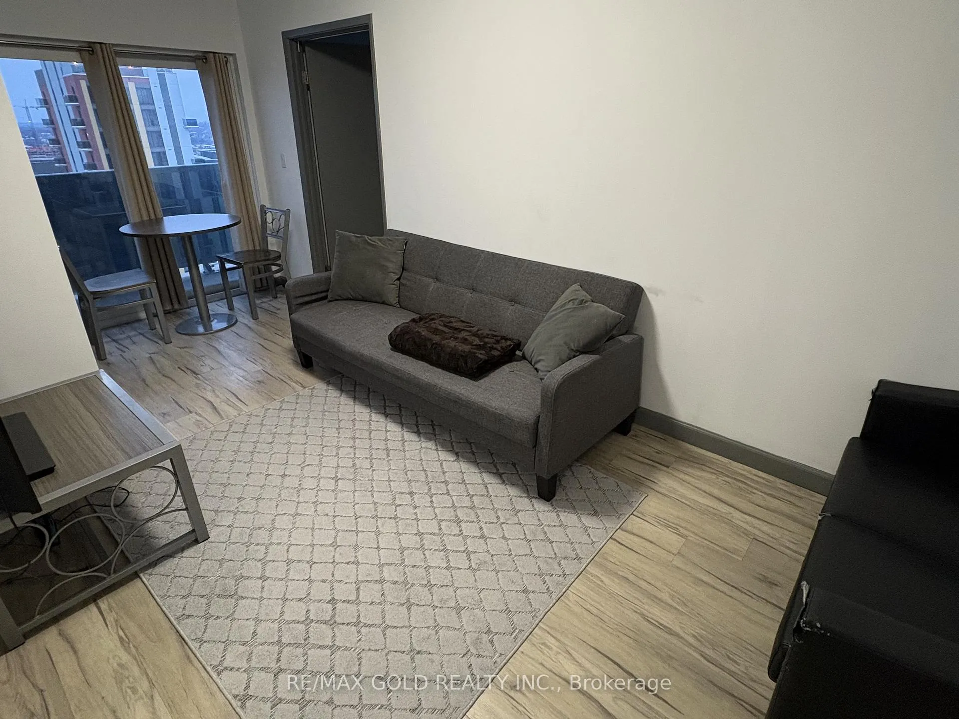 Photo 6 of Unit 2122, 258B Sunview Street, Waterloo, Beechwood/University — HOMEH