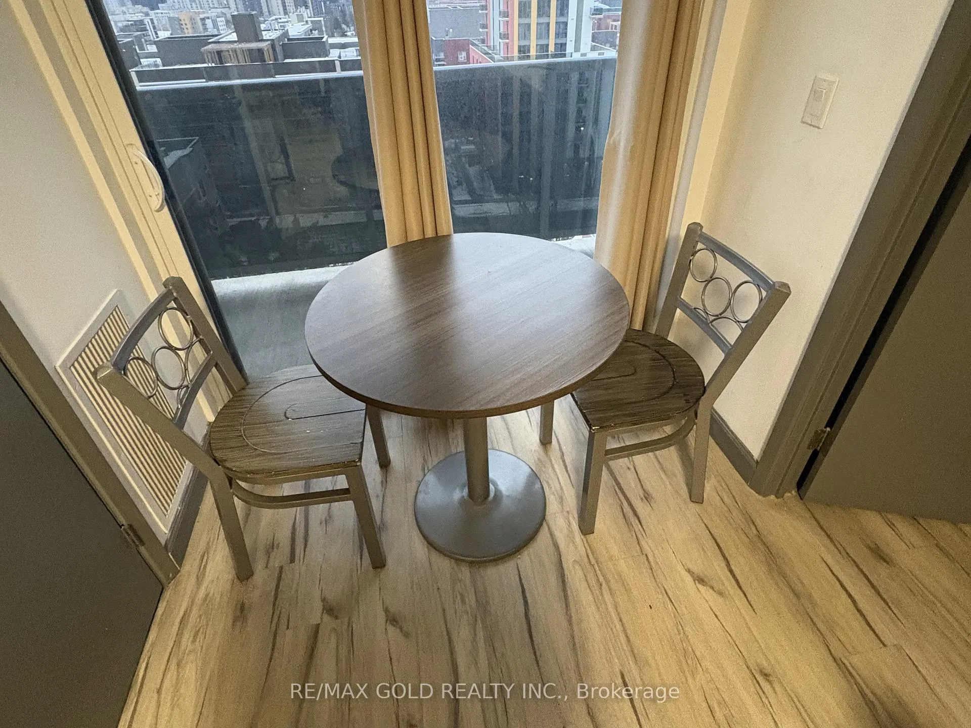 Photo 8 of Unit 2122, 258B Sunview Street, Waterloo, Beechwood/University — HOMEH