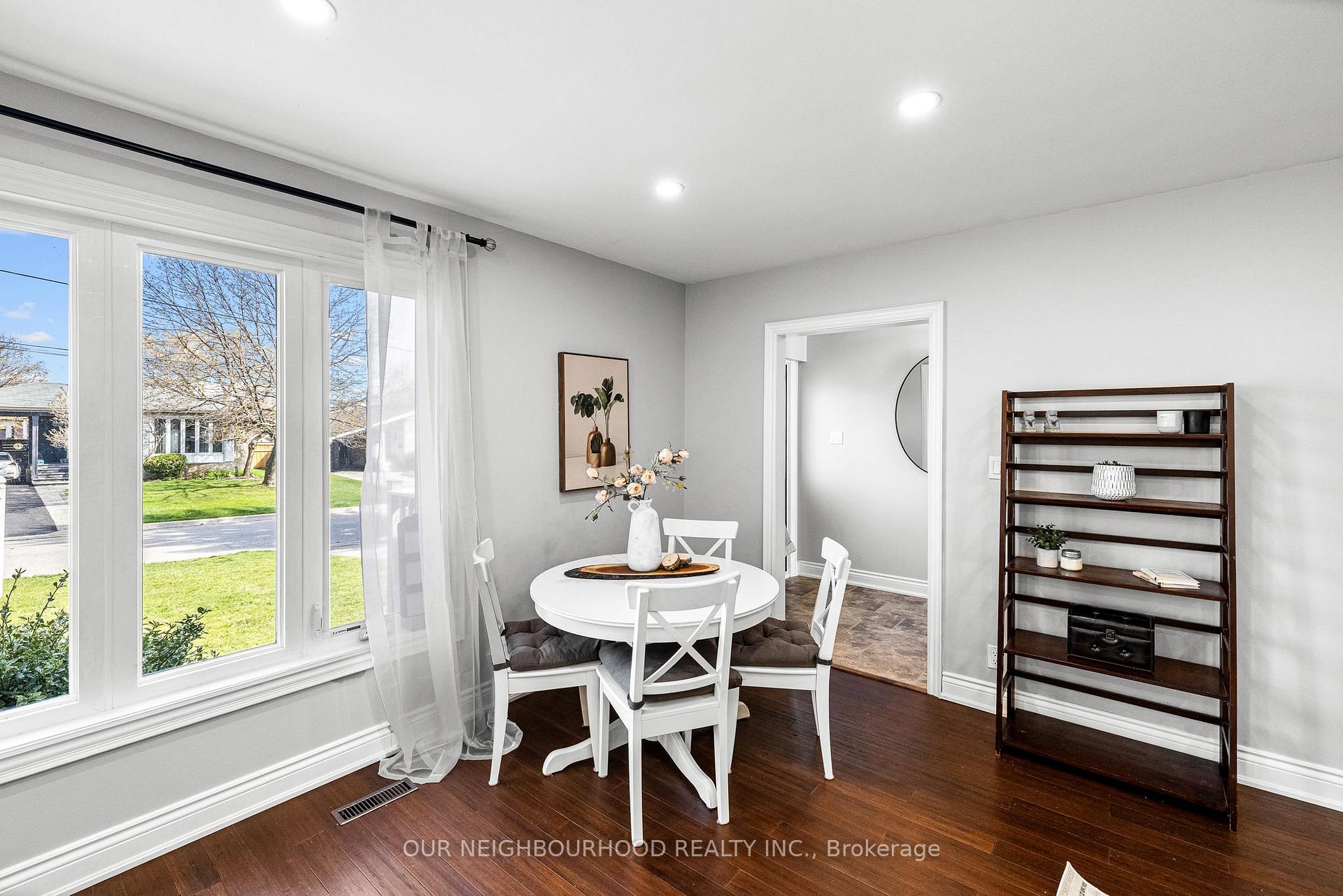Photo 12 of 947 Mink Street, Pickering, West Shore — HOMEH