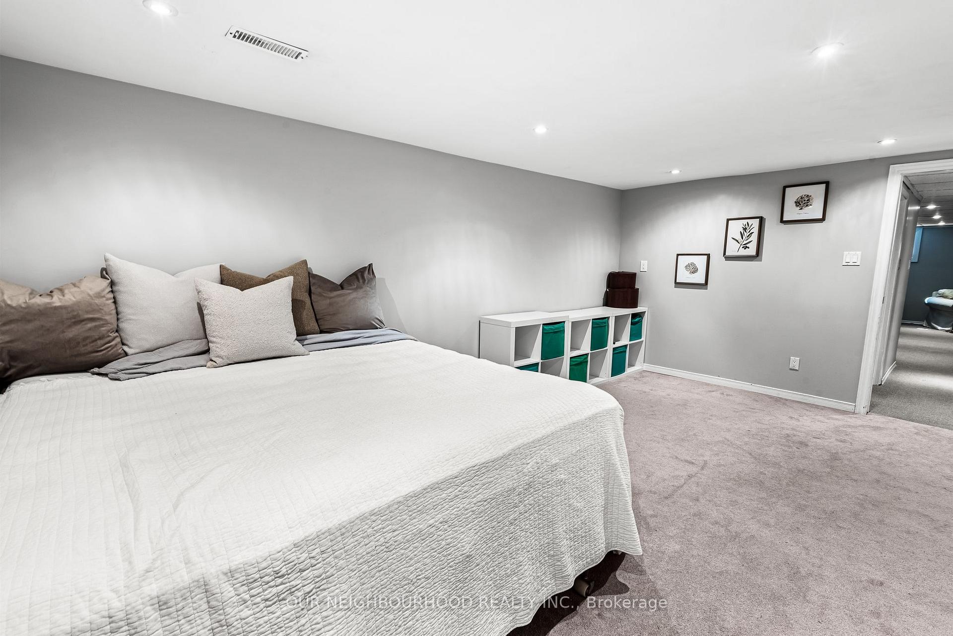 Photo 26 of 947 Mink Street, Pickering, West Shore — HOMEH