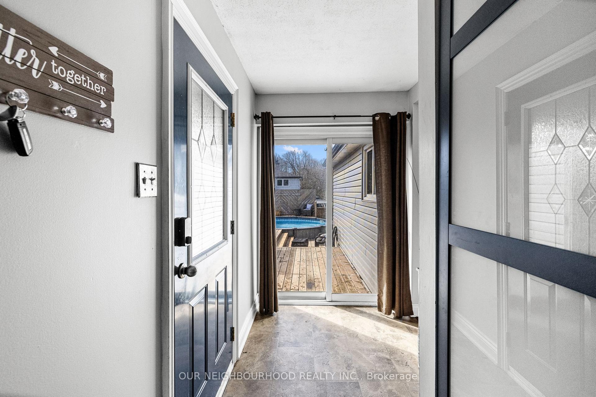 Photo 30 of 947 Mink Street, Pickering, West Shore — HOMEH