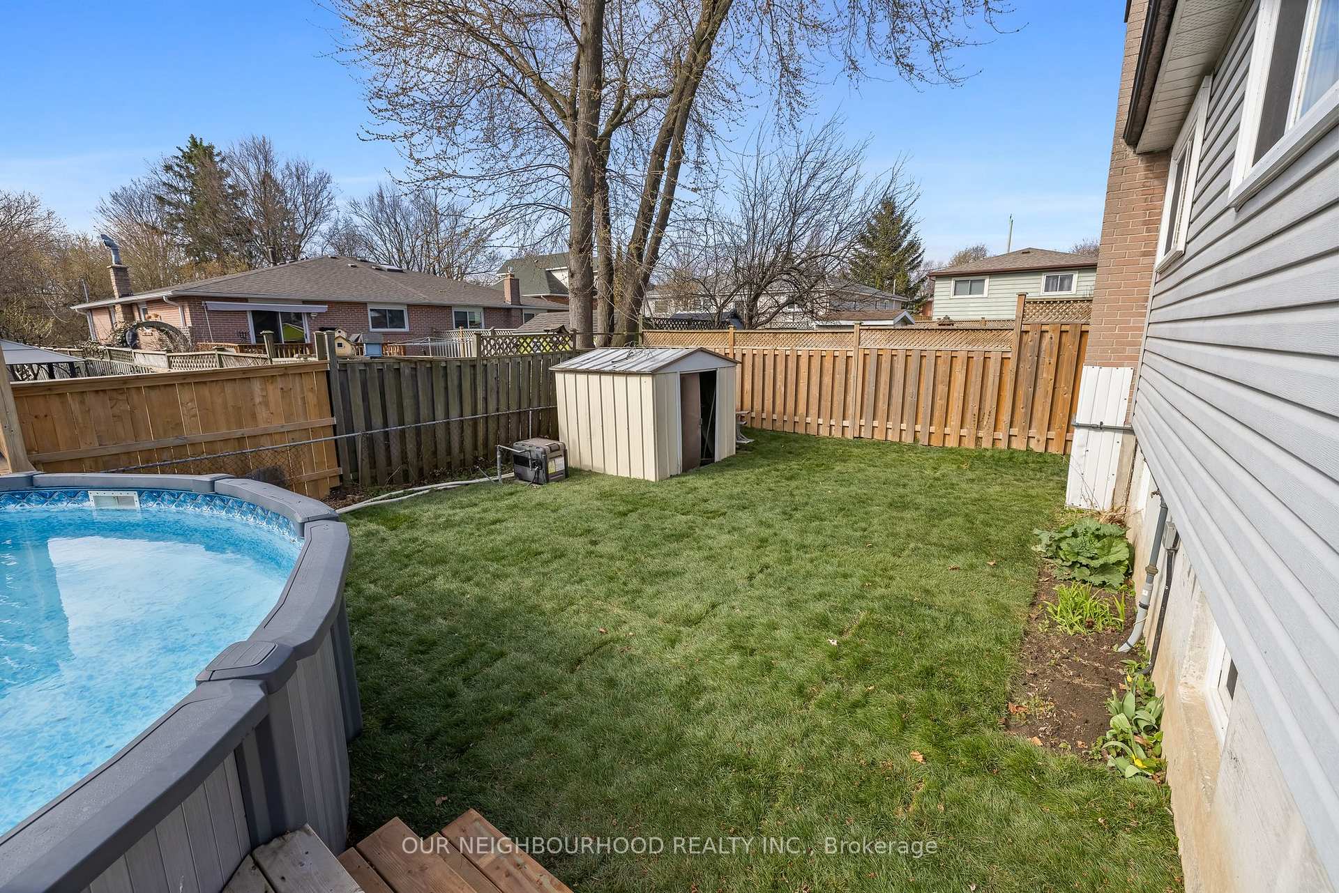 Photo 36 of 947 Mink Street, Pickering, West Shore — HOMEH