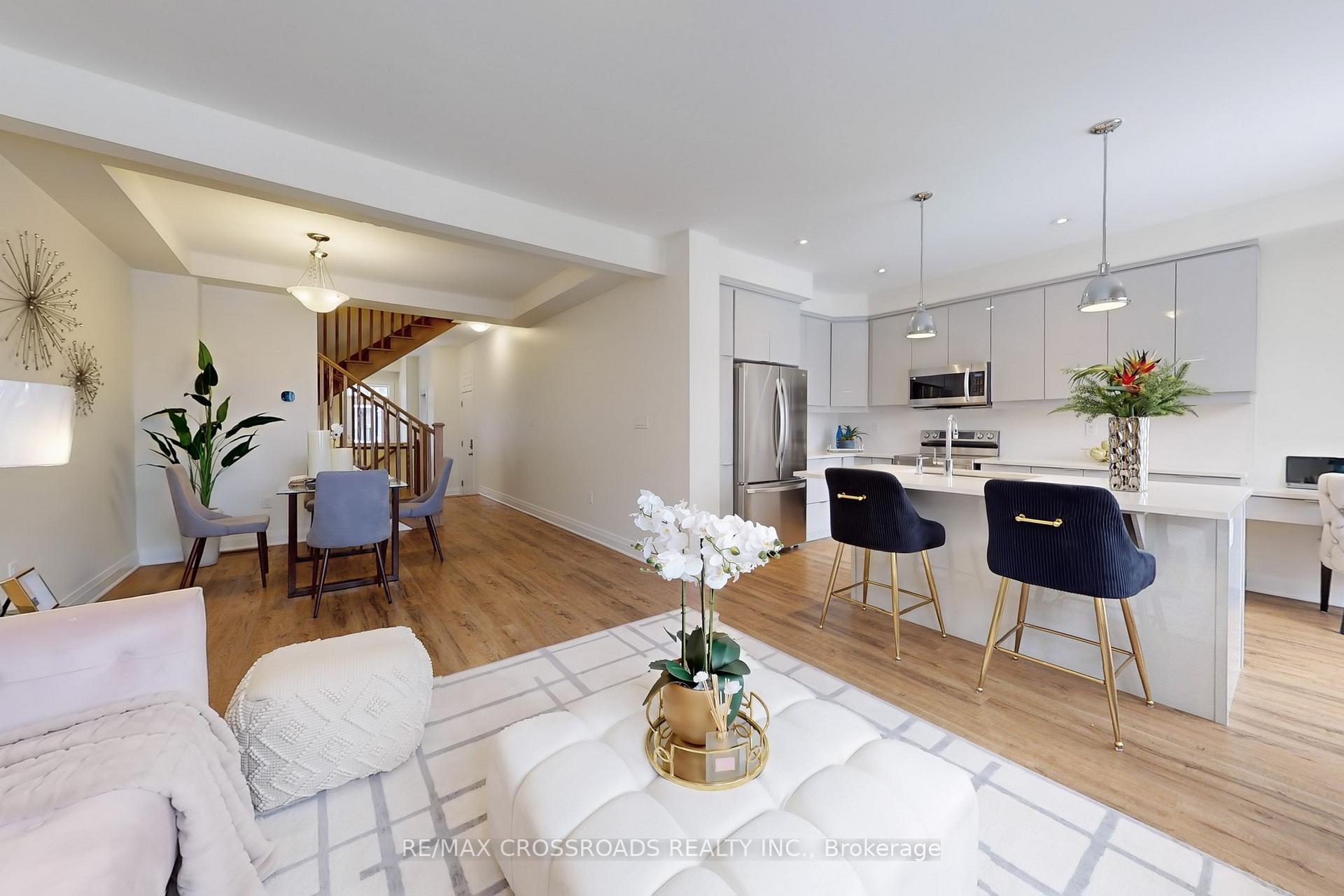 Photo 11 of 3393 Swordbill Street, Pickering, Rural Pickering — HOMEH