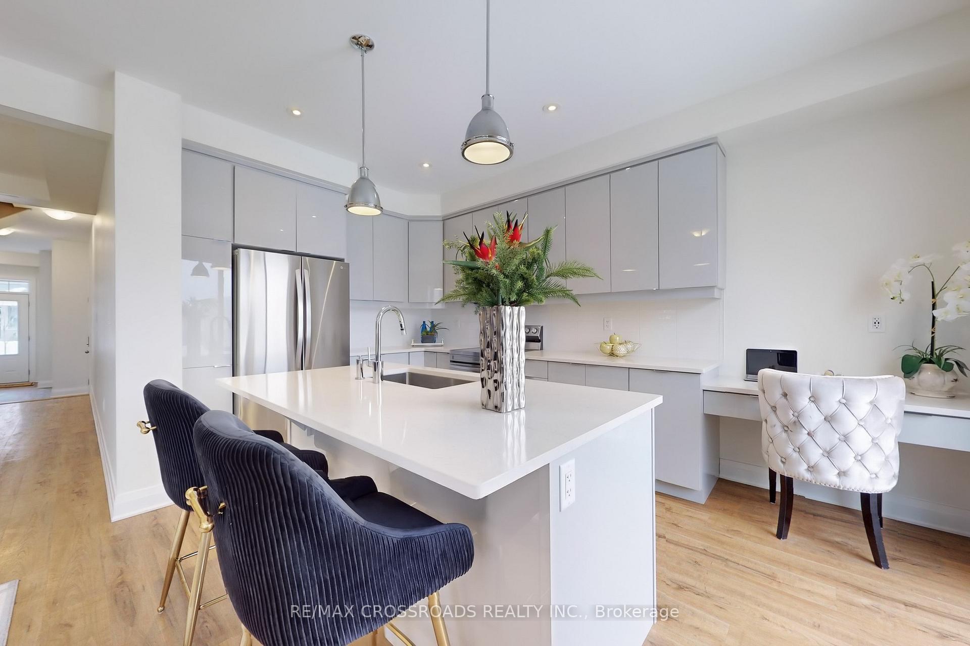 Photo 19 of 3393 Swordbill Street, Pickering, Rural Pickering — HOMEH