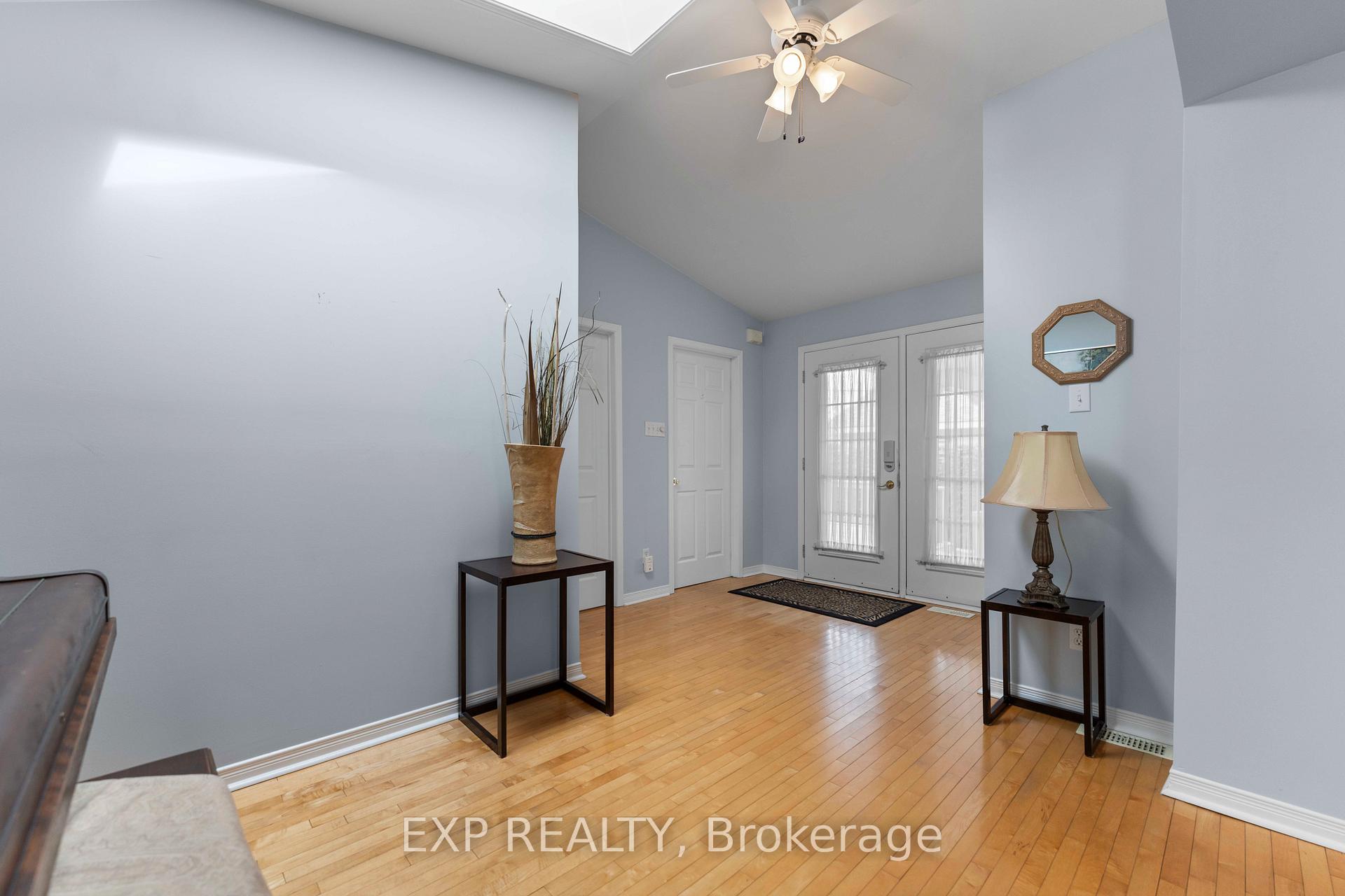 Photo 6 of 703 Seventh Street, Renfrew — HOMEH