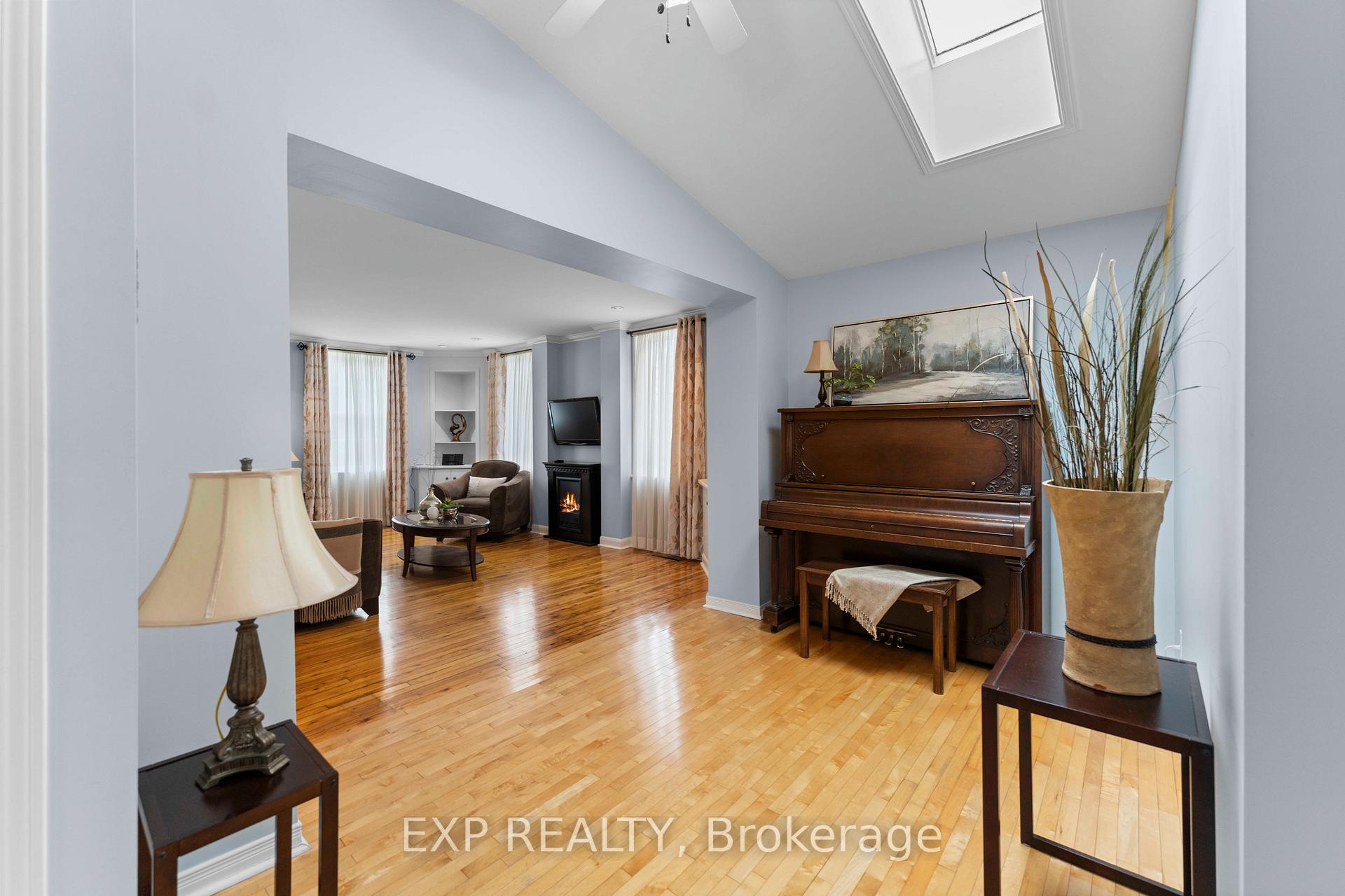 Photo 7 of 703 Seventh Street, Renfrew — HOMEH