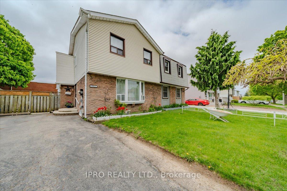 Photo 2 of 1413 Fenelon Crescent, Oshawa, Lakeview — HOMEH