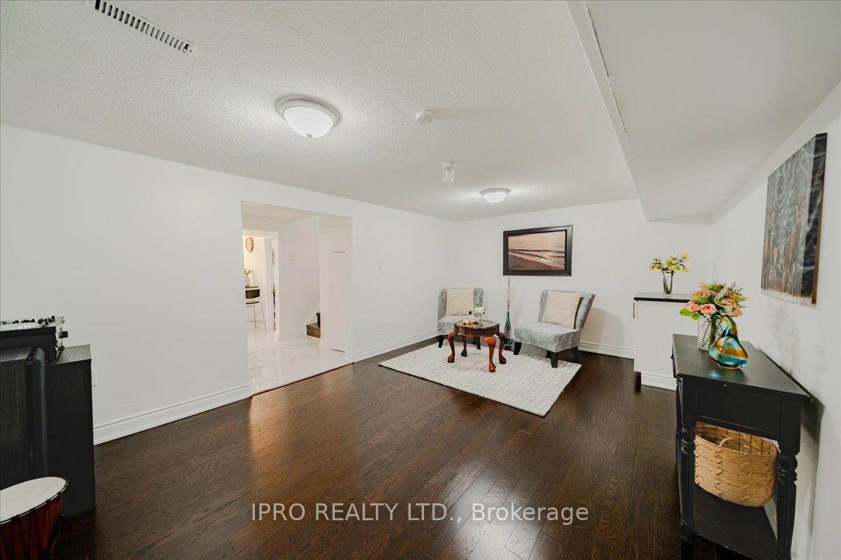 Photo 24 of 1413 Fenelon Crescent, Oshawa, Lakeview — HOMEH