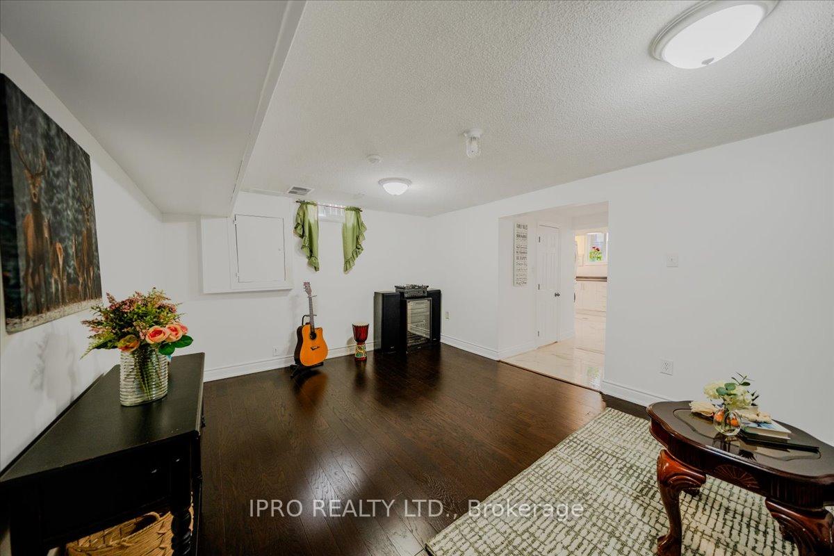 Photo 25 of 1413 Fenelon Crescent, Oshawa, Lakeview — HOMEH