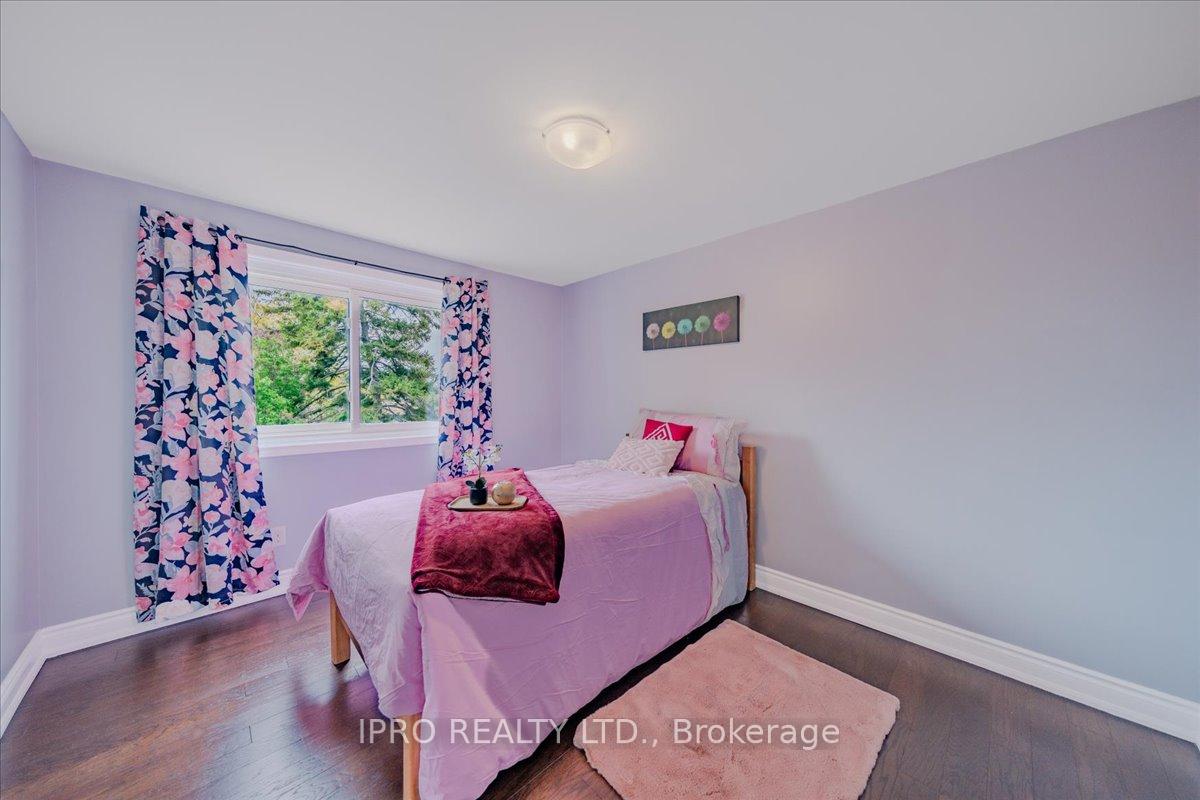 Photo 37 of 1413 Fenelon Crescent, Oshawa, Lakeview — HOMEH