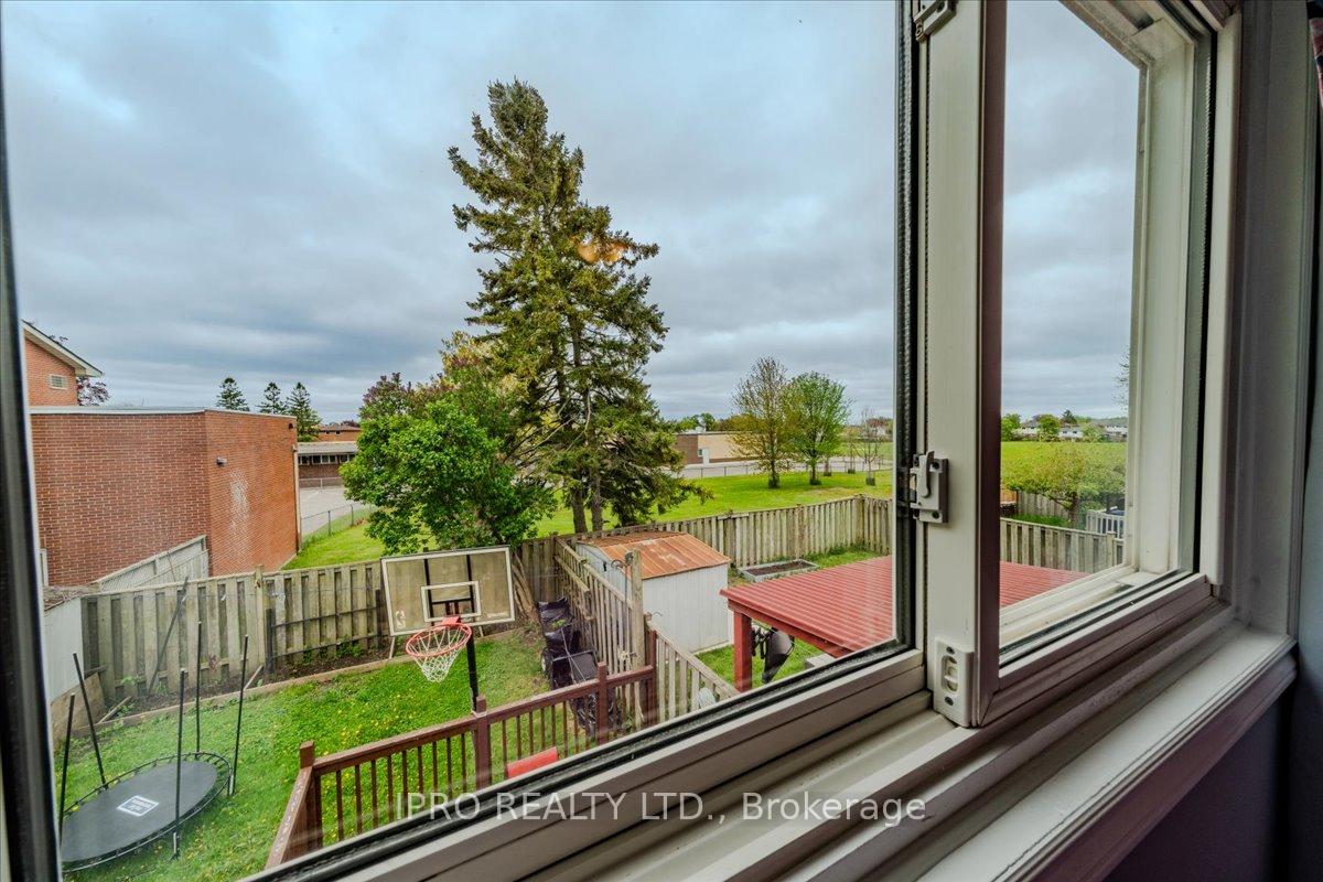Photo 39 of 1413 Fenelon Crescent, Oshawa, Lakeview — HOMEH