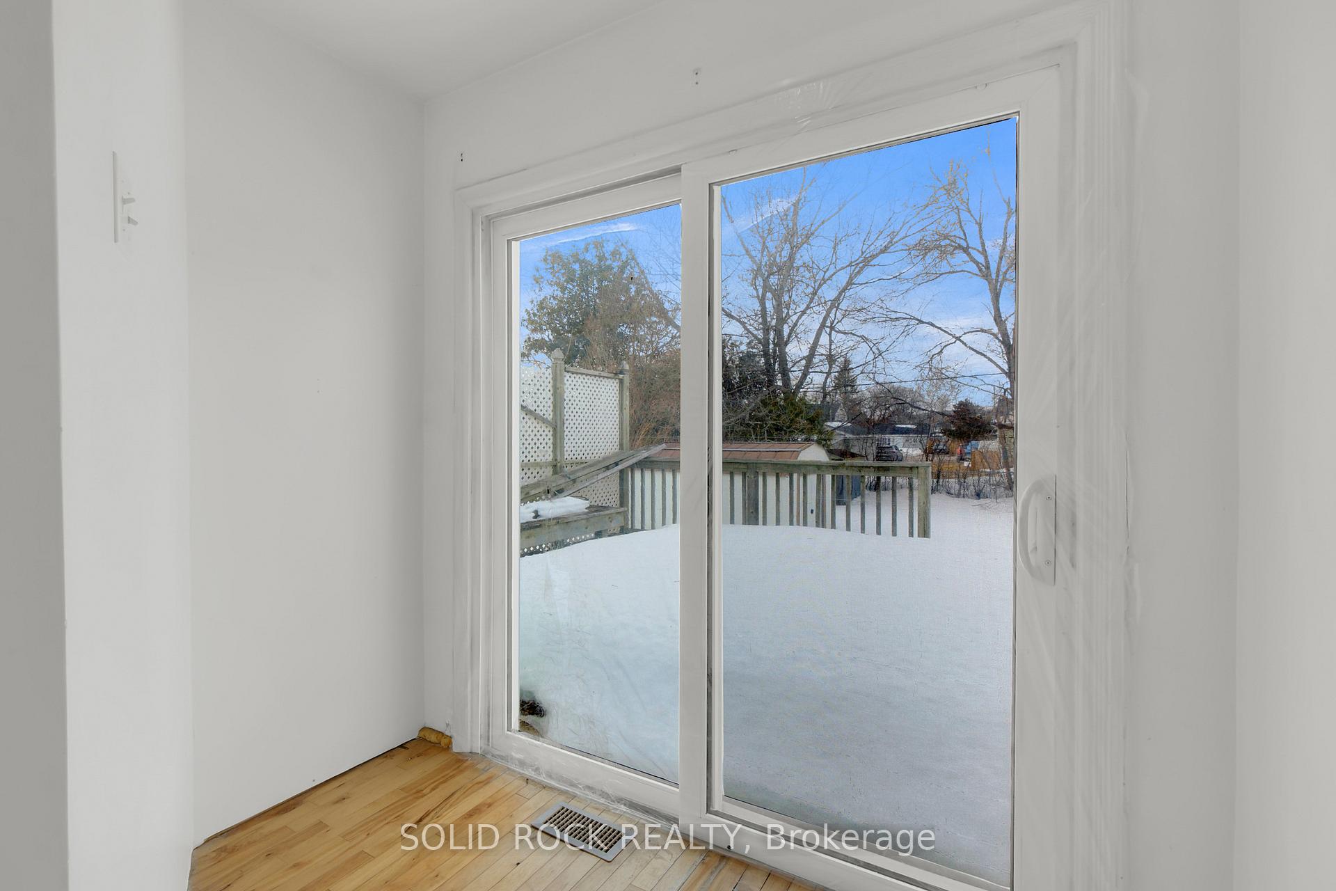 Photo 13 of 438 Haig Avenue, Renfrew — HOMEH