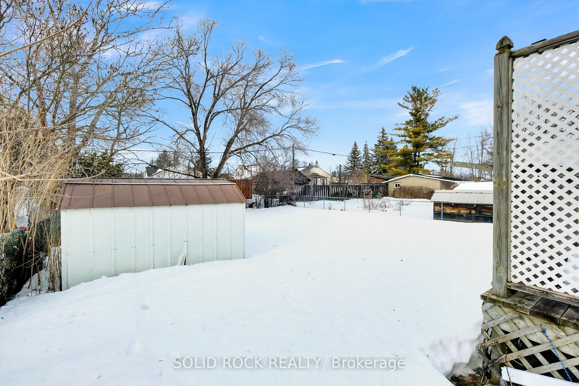 Photo 23 of 438 Haig Avenue, Renfrew — HOMEH