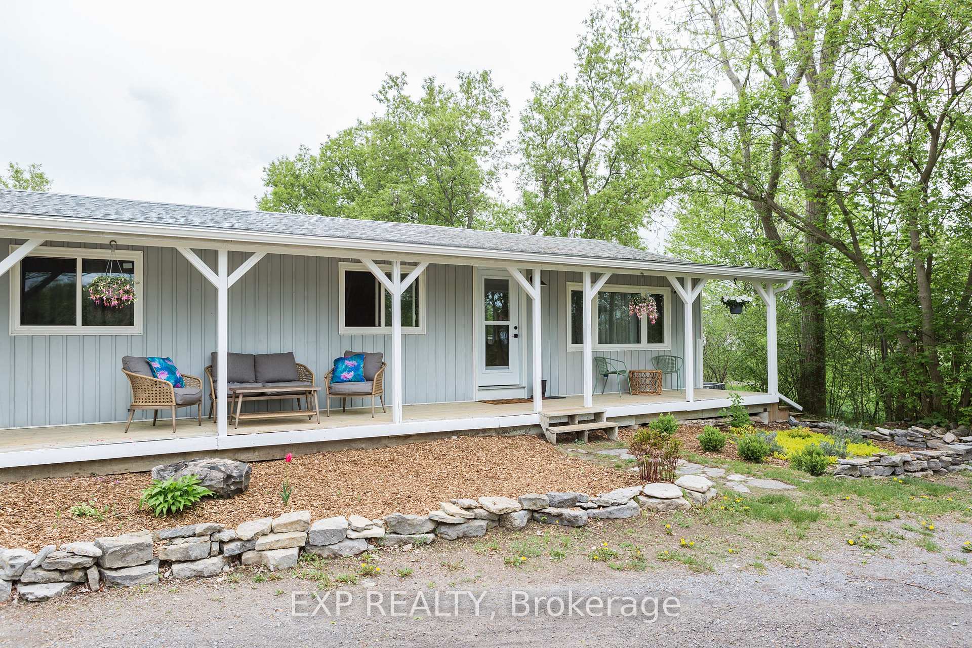 Photo 1 of 825 County Road 8, Prince Edward County, North Marysburg Ward — HOMEH