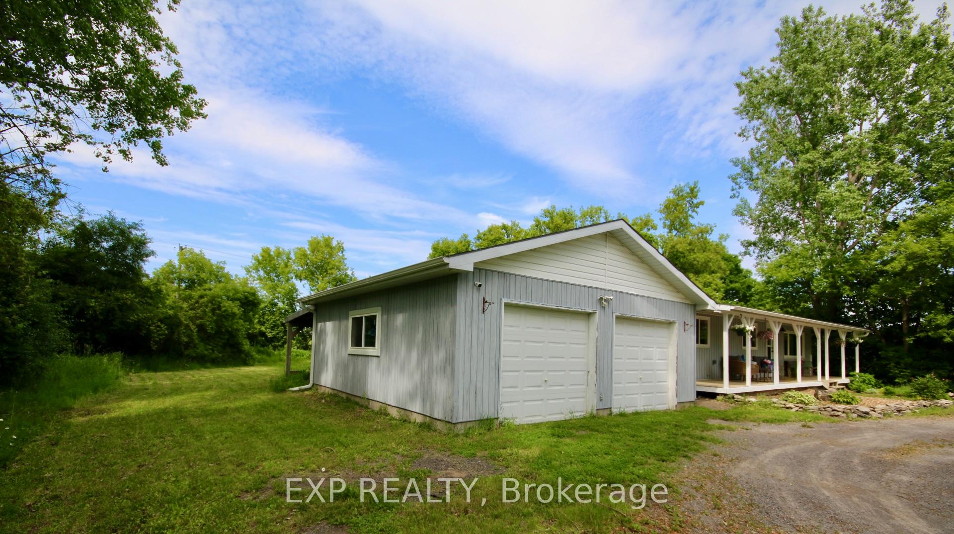 Photo 27 of 825 County Road 8, Prince Edward County, North Marysburg Ward — HOMEH