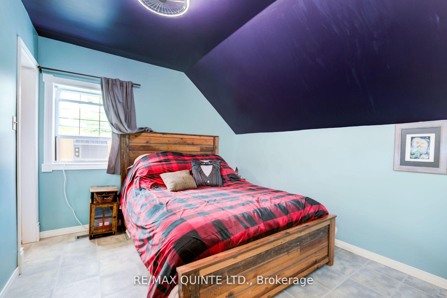 Photo 22 of 7 Bayview Drive, Quinte West, Sidney Ward — HOMEH