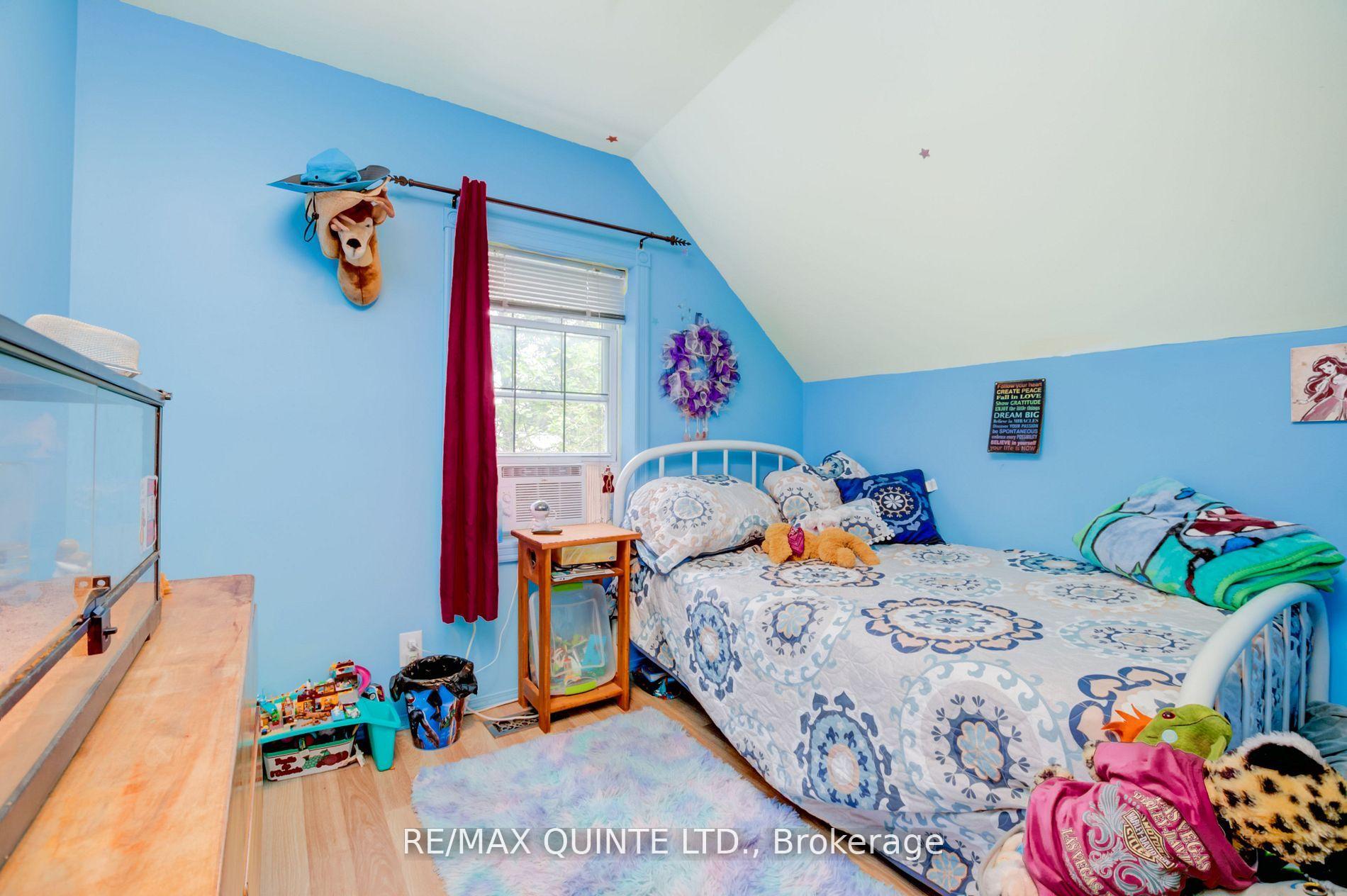 Photo 28 of 7 Bayview Drive, Quinte West, Sidney Ward — HOMEH