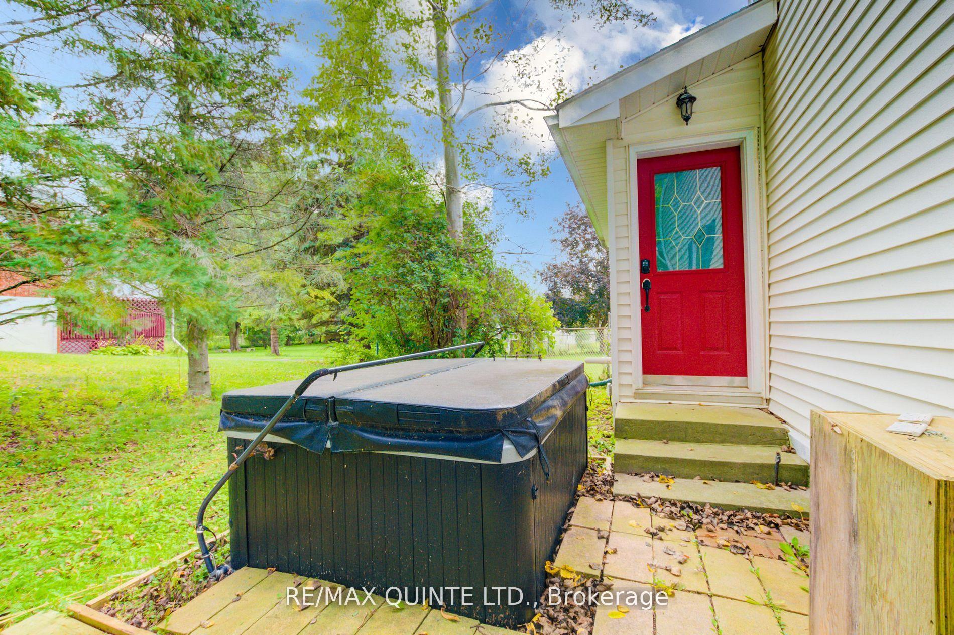 Photo 31 of 7 Bayview Drive, Quinte West, Sidney Ward — HOMEH