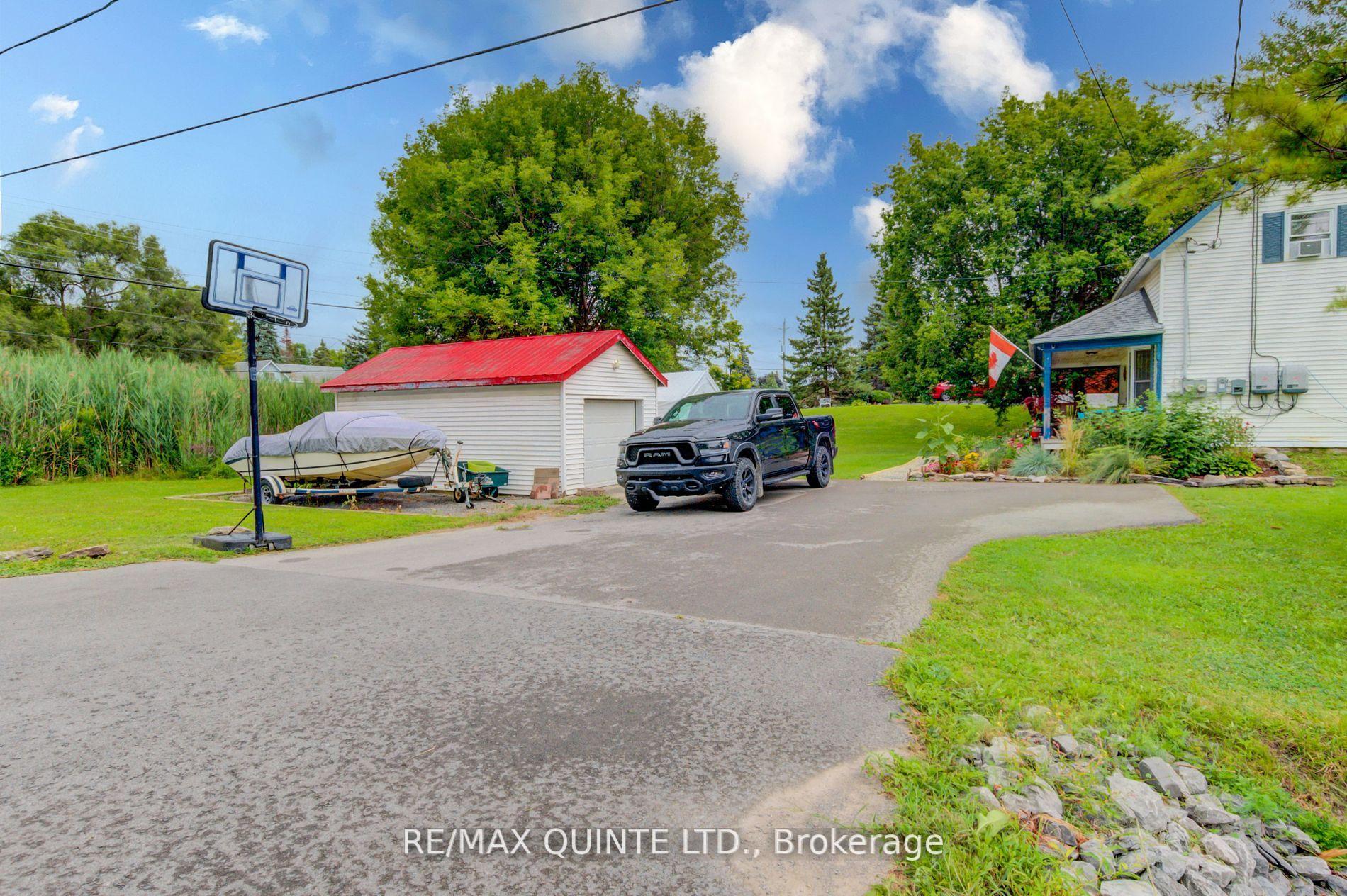 Photo 36 of 7 Bayview Drive, Quinte West, Sidney Ward — HOMEH